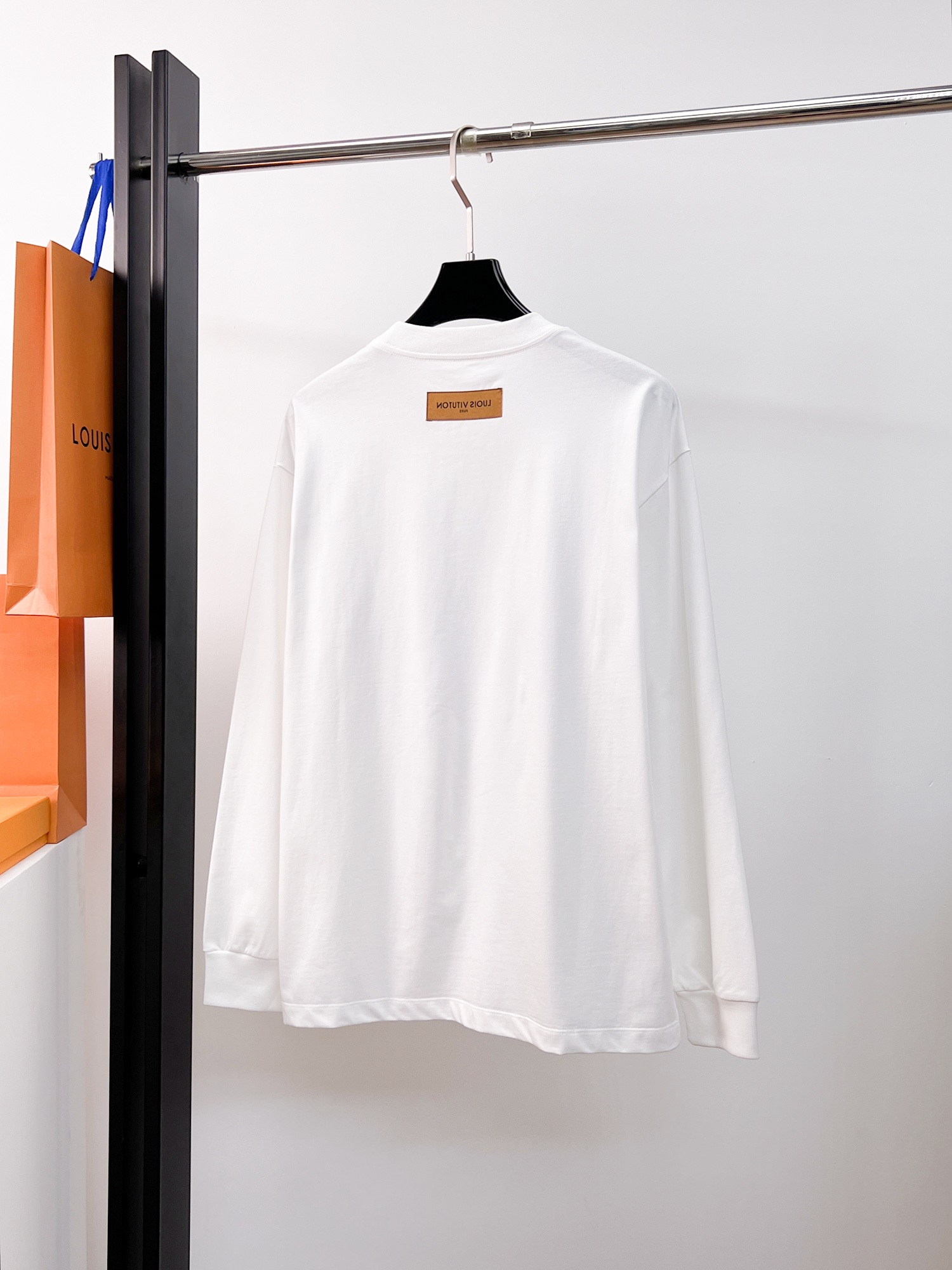 short sleeves