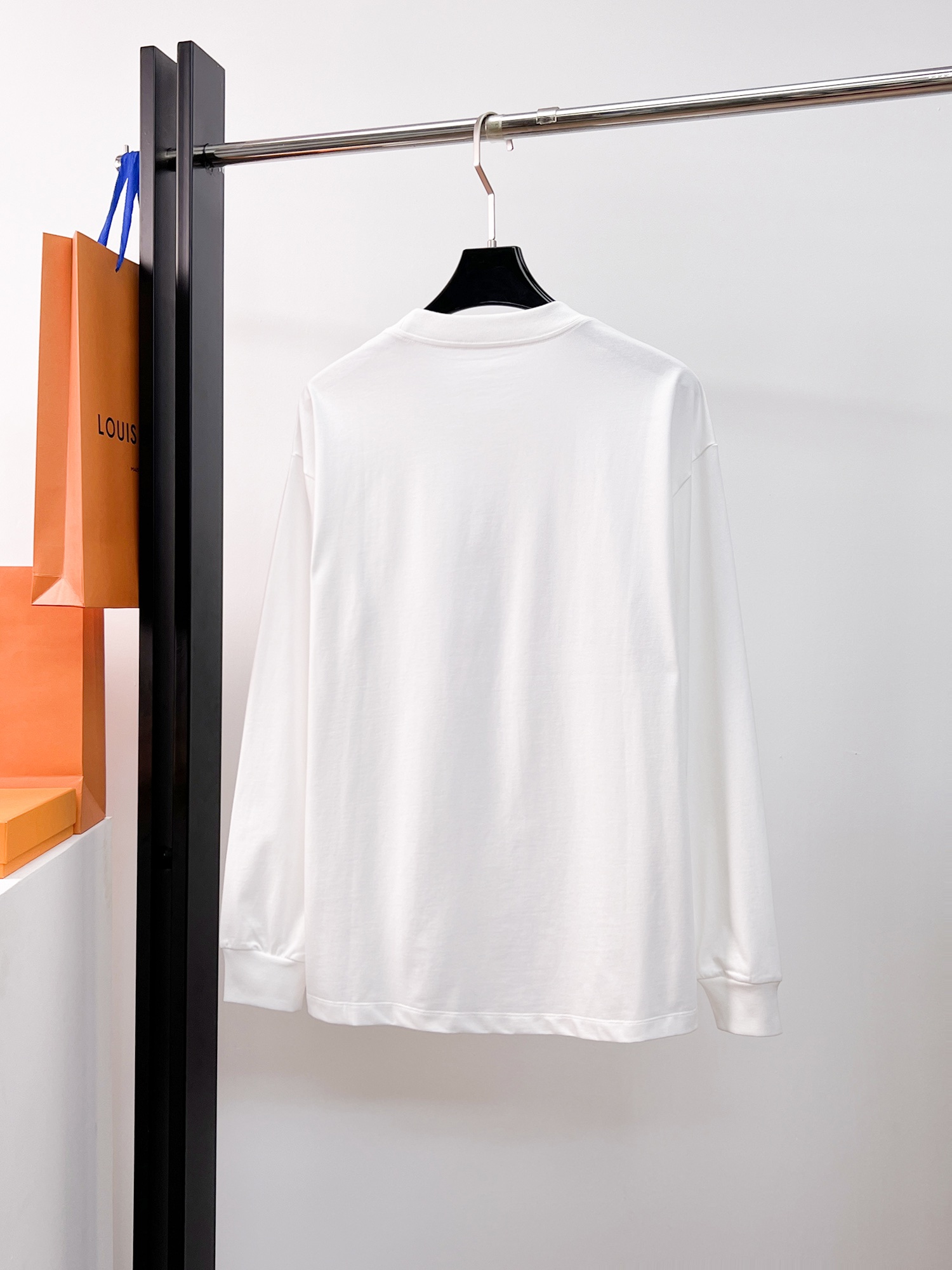 short sleeves