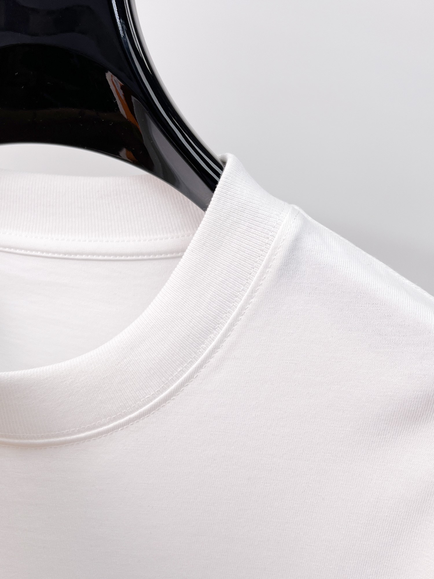 short sleeves