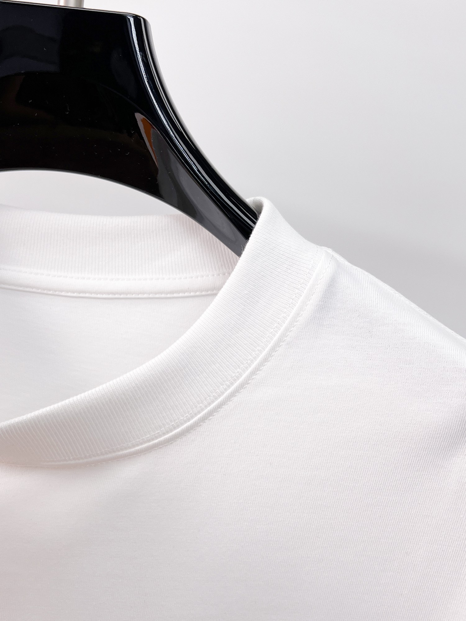 short sleeves