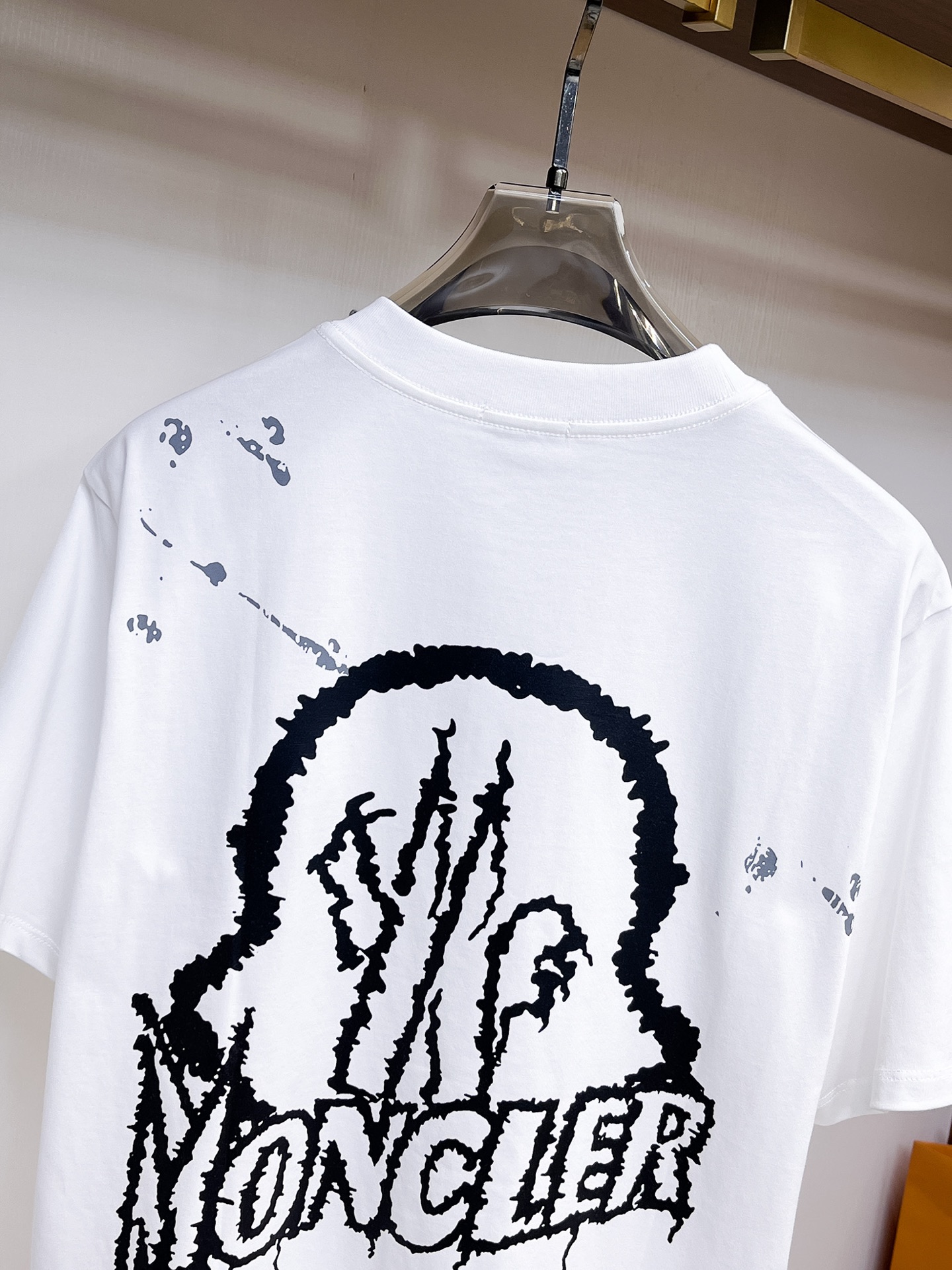 short sleeves