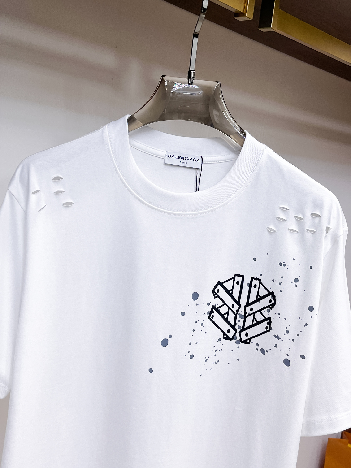 short sleeves