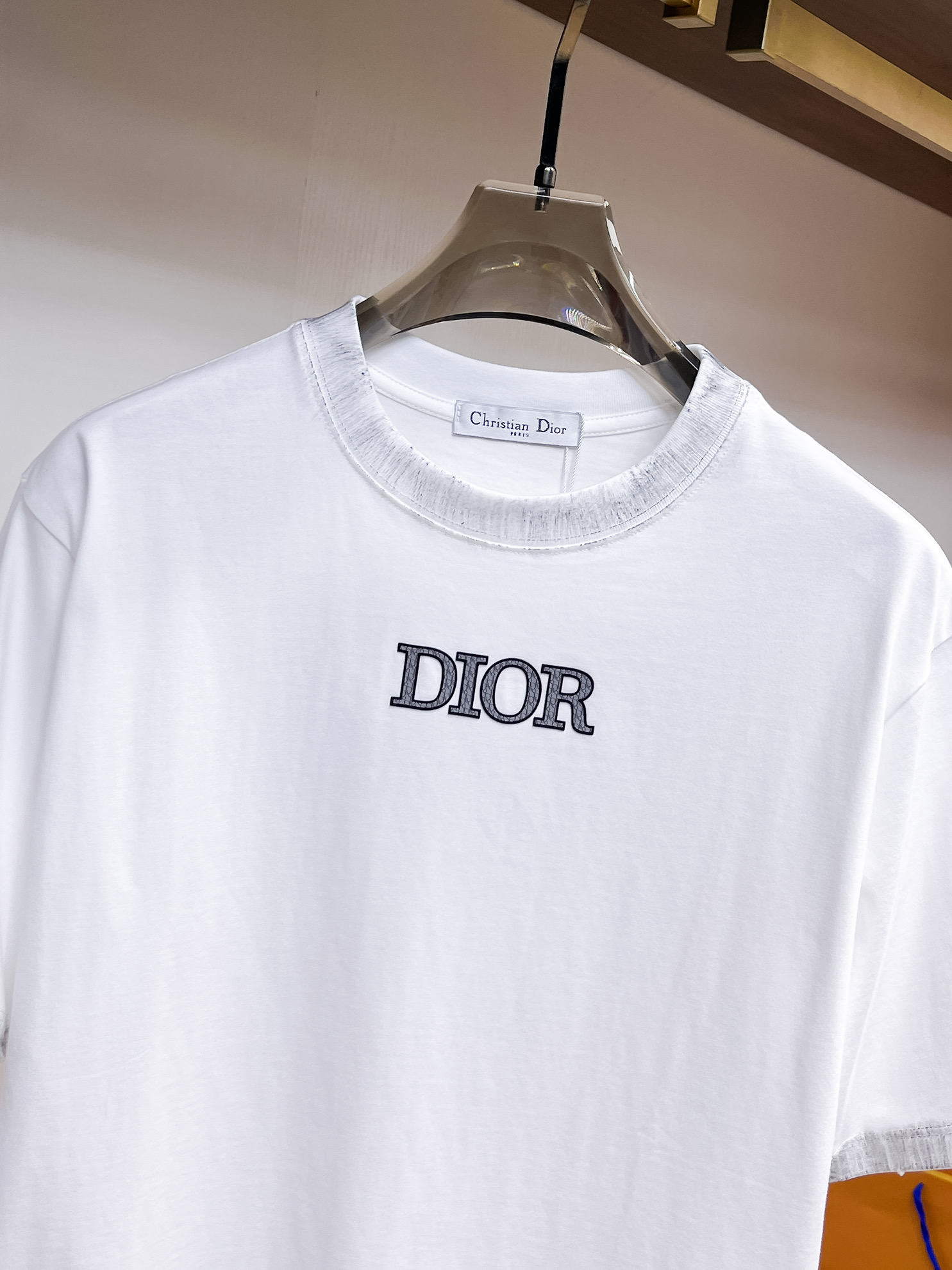 short sleeves