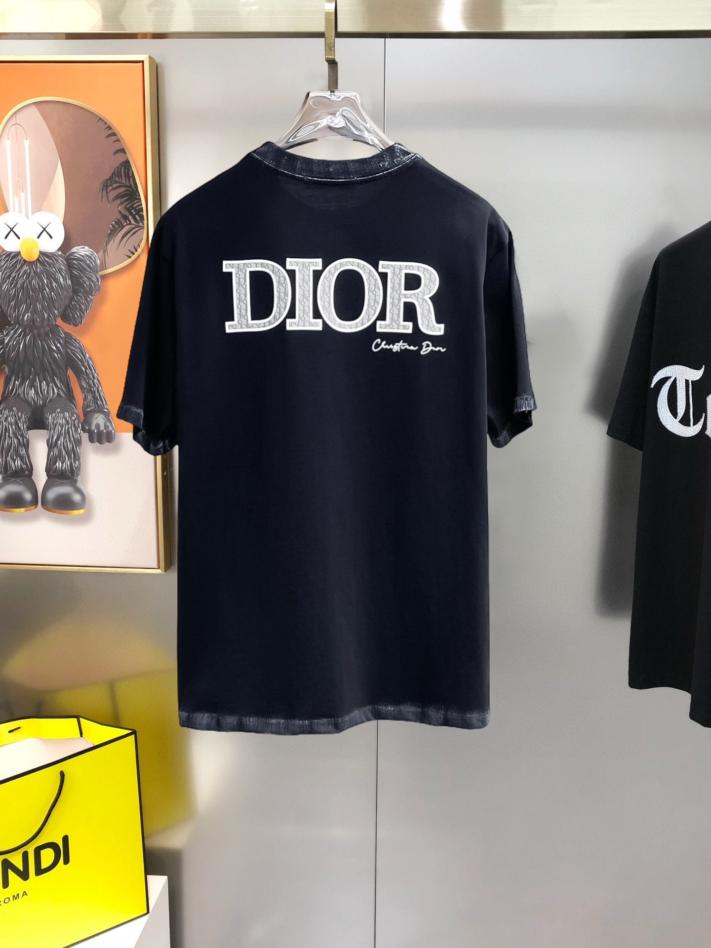 short sleeves