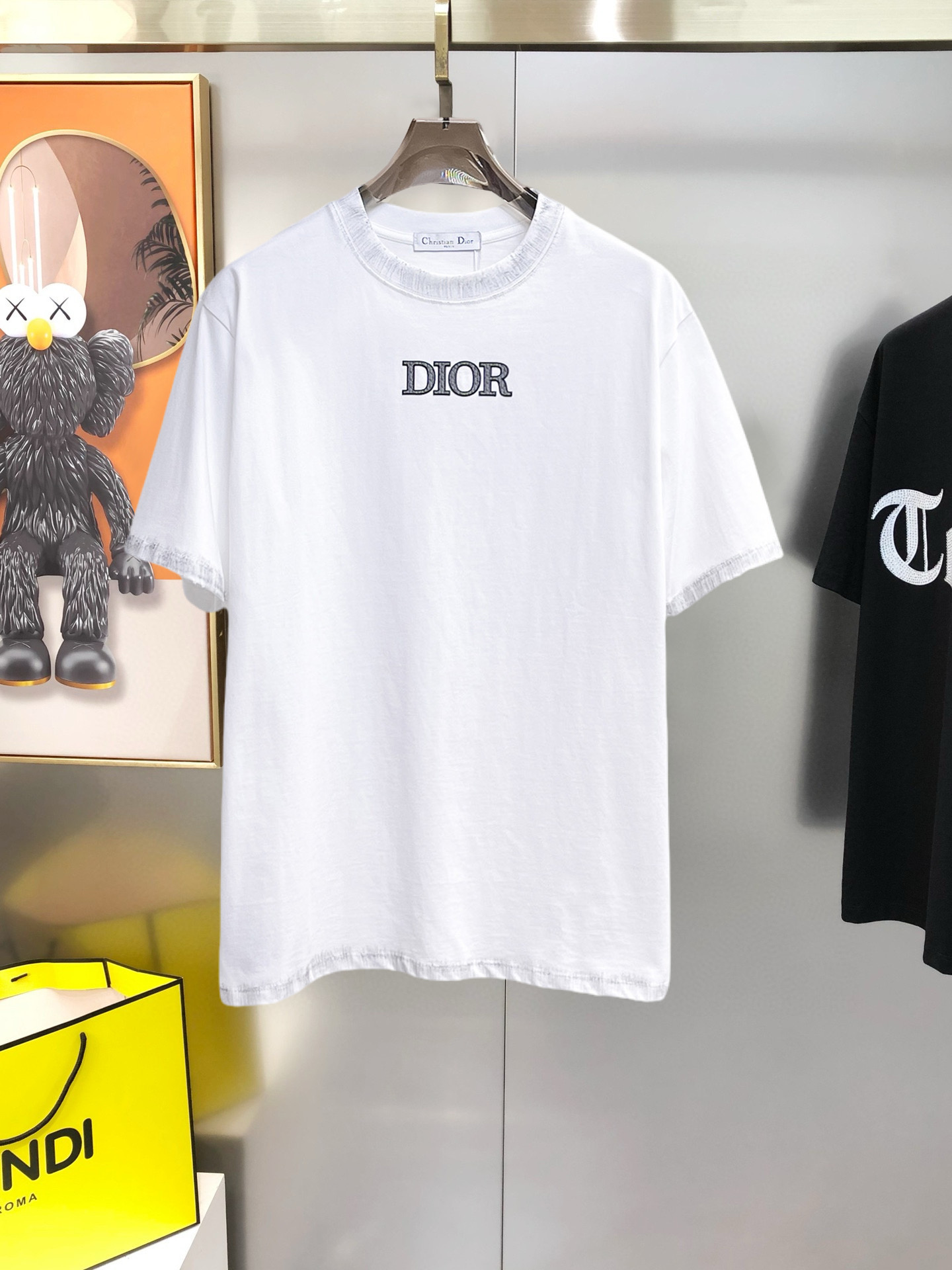 short sleeves