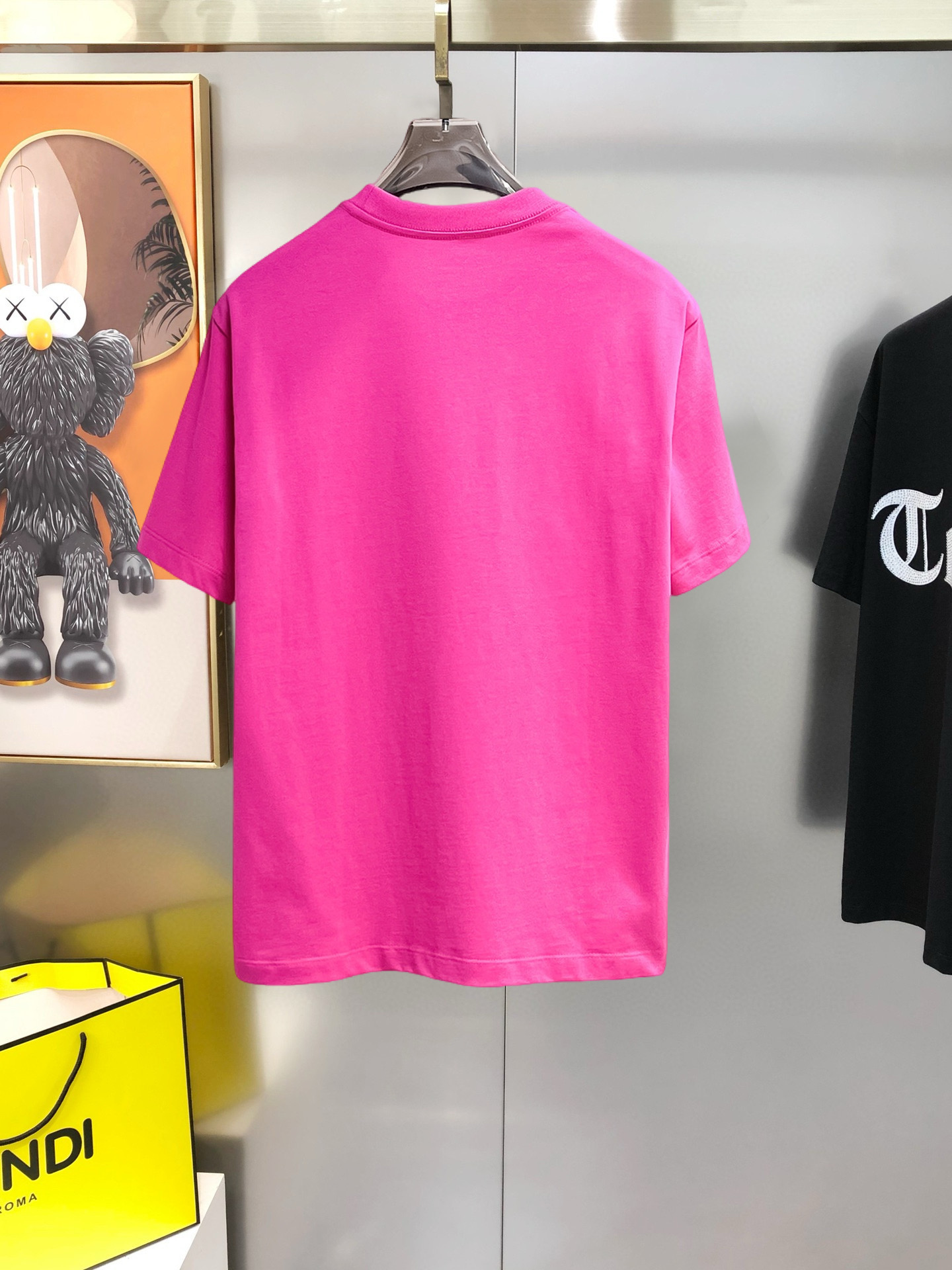 short sleeves