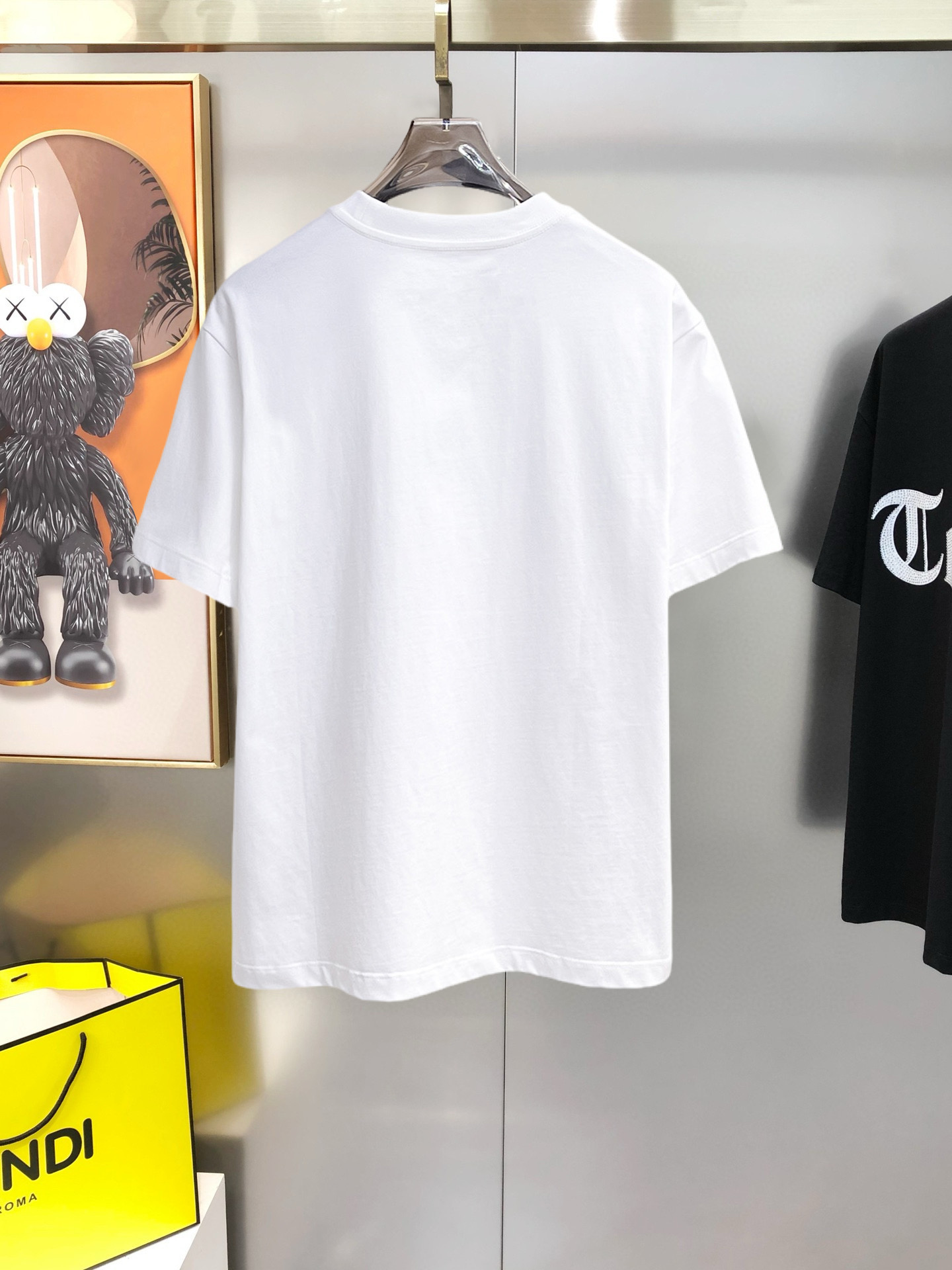 short sleeves
