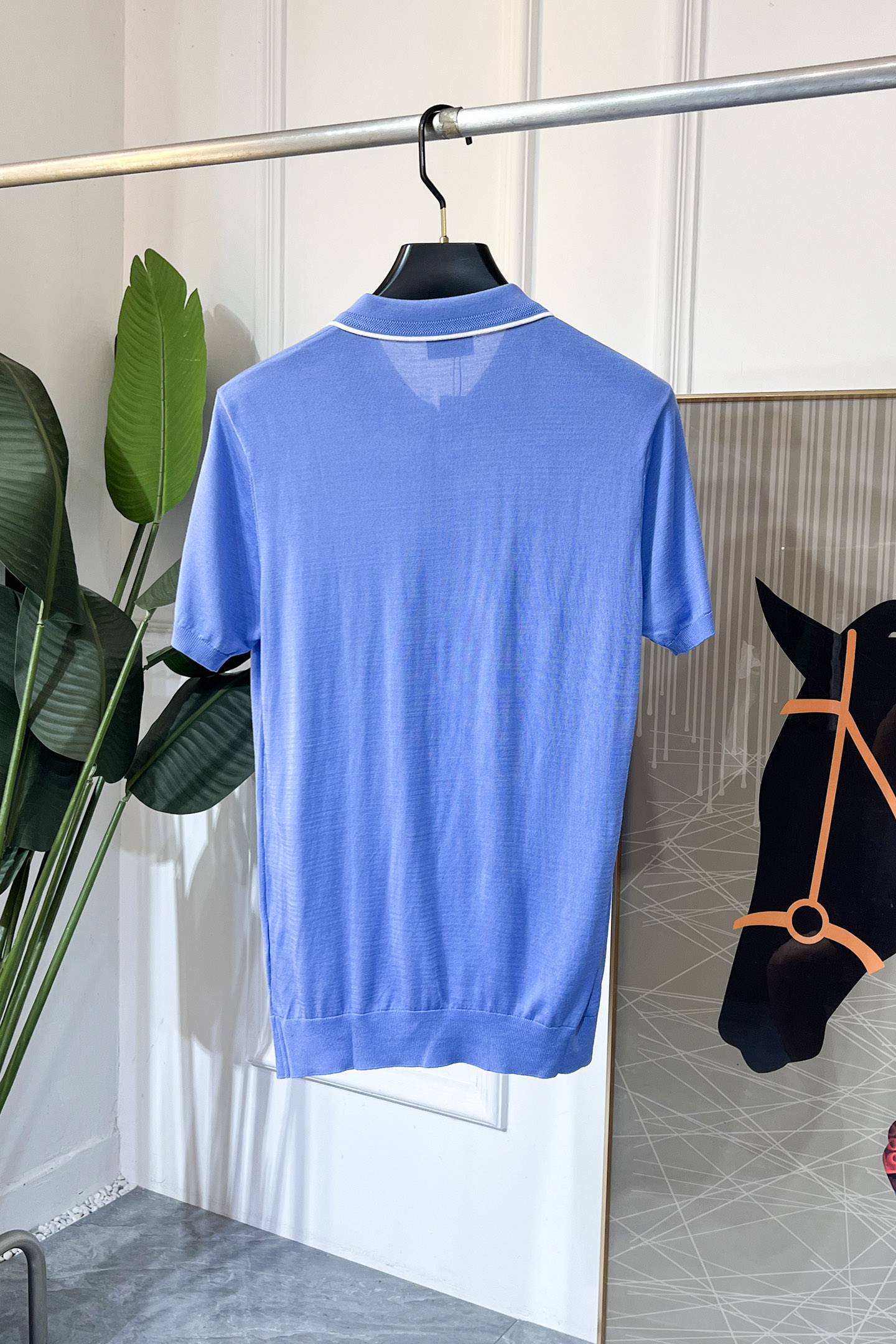 short sleeves