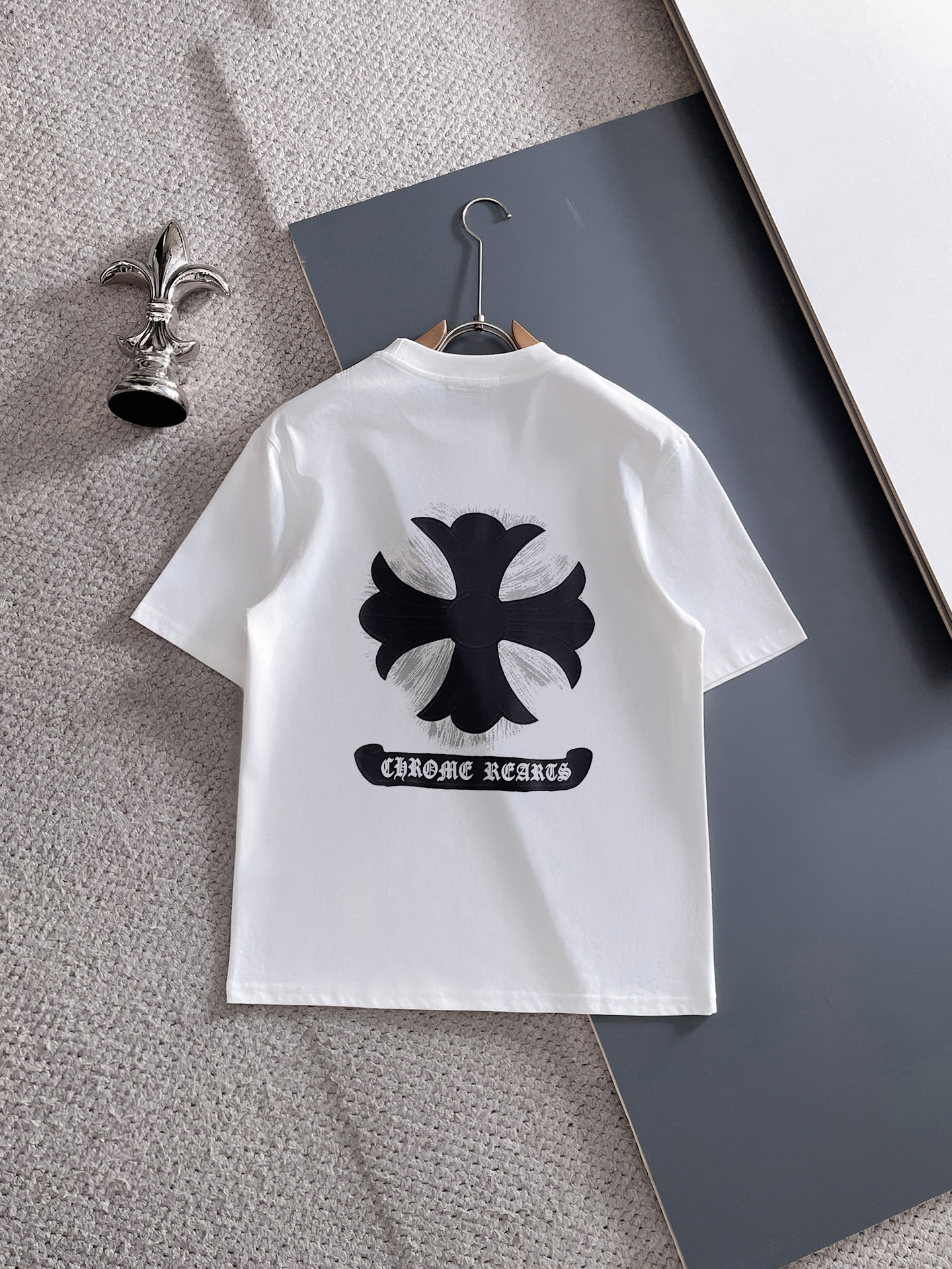 short sleeves