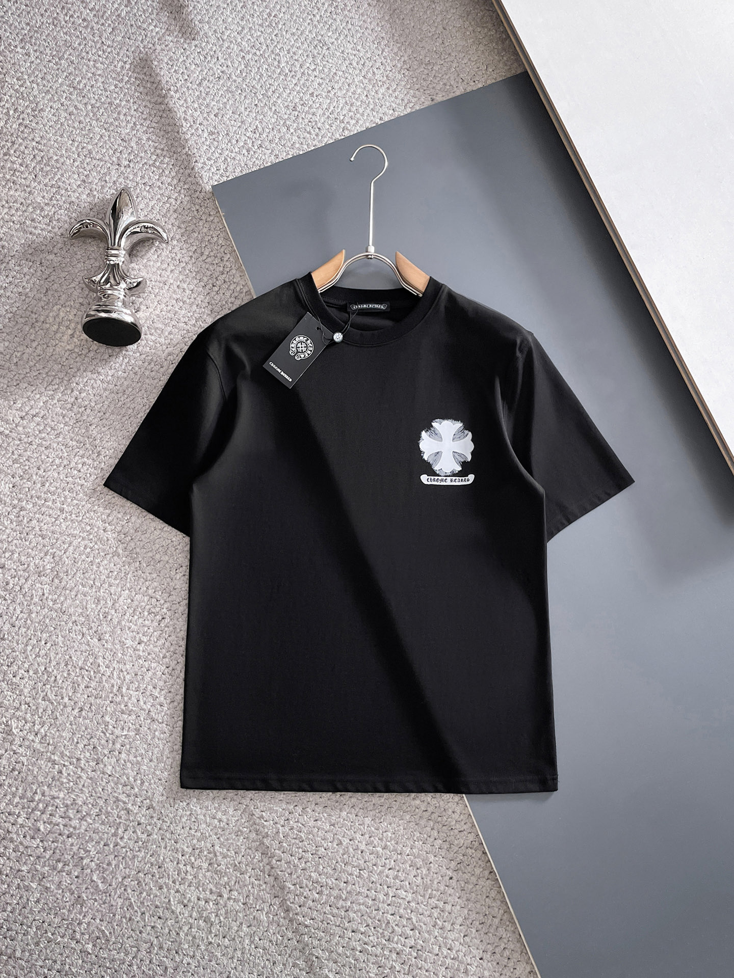 short sleeves