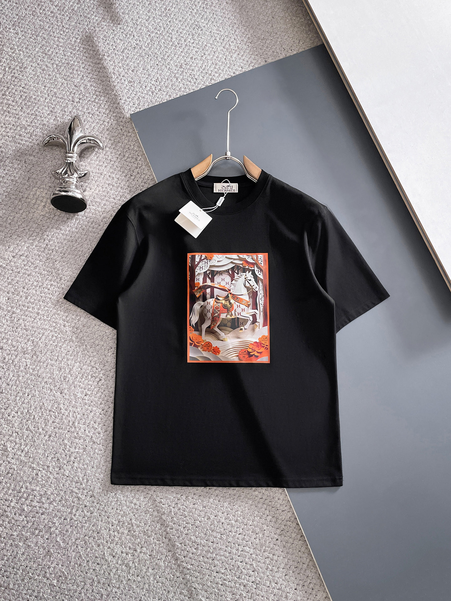 short sleeves