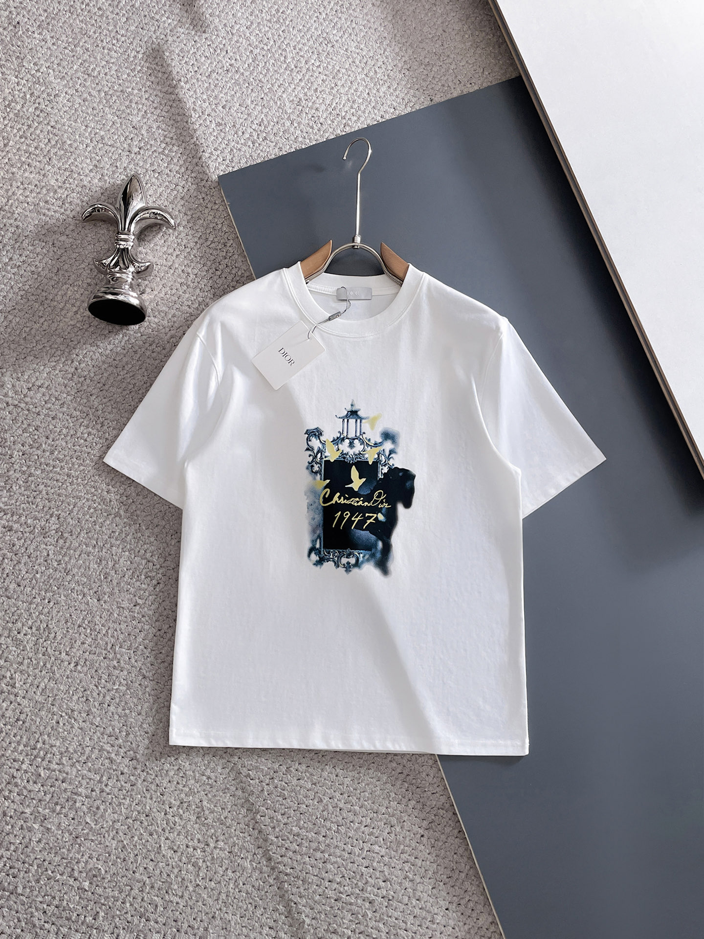 short sleeves