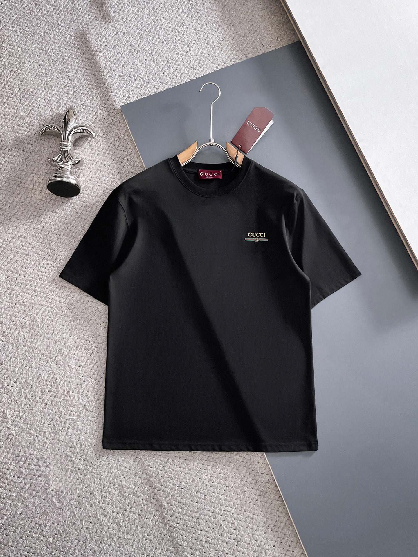 short sleeves