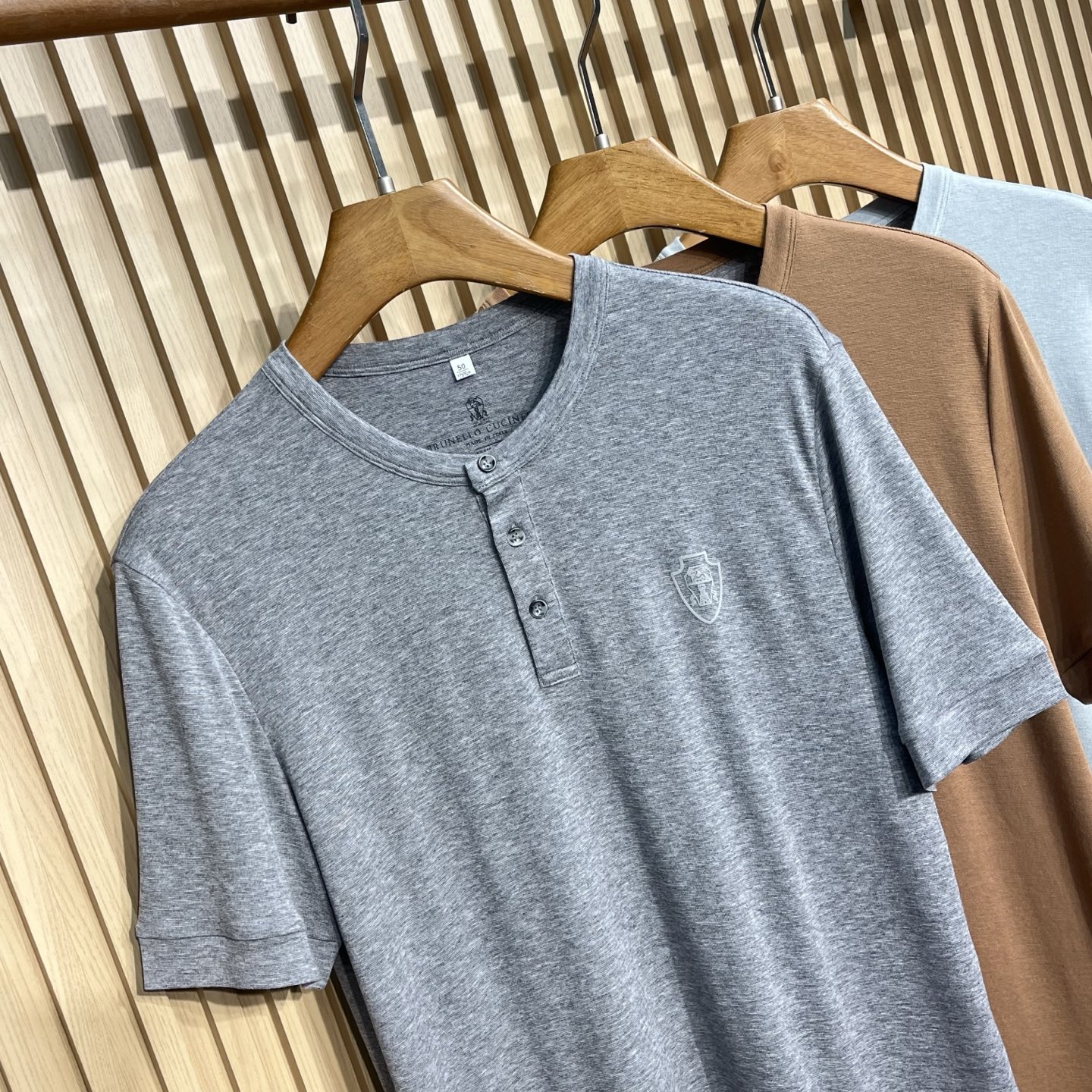 short sleeves