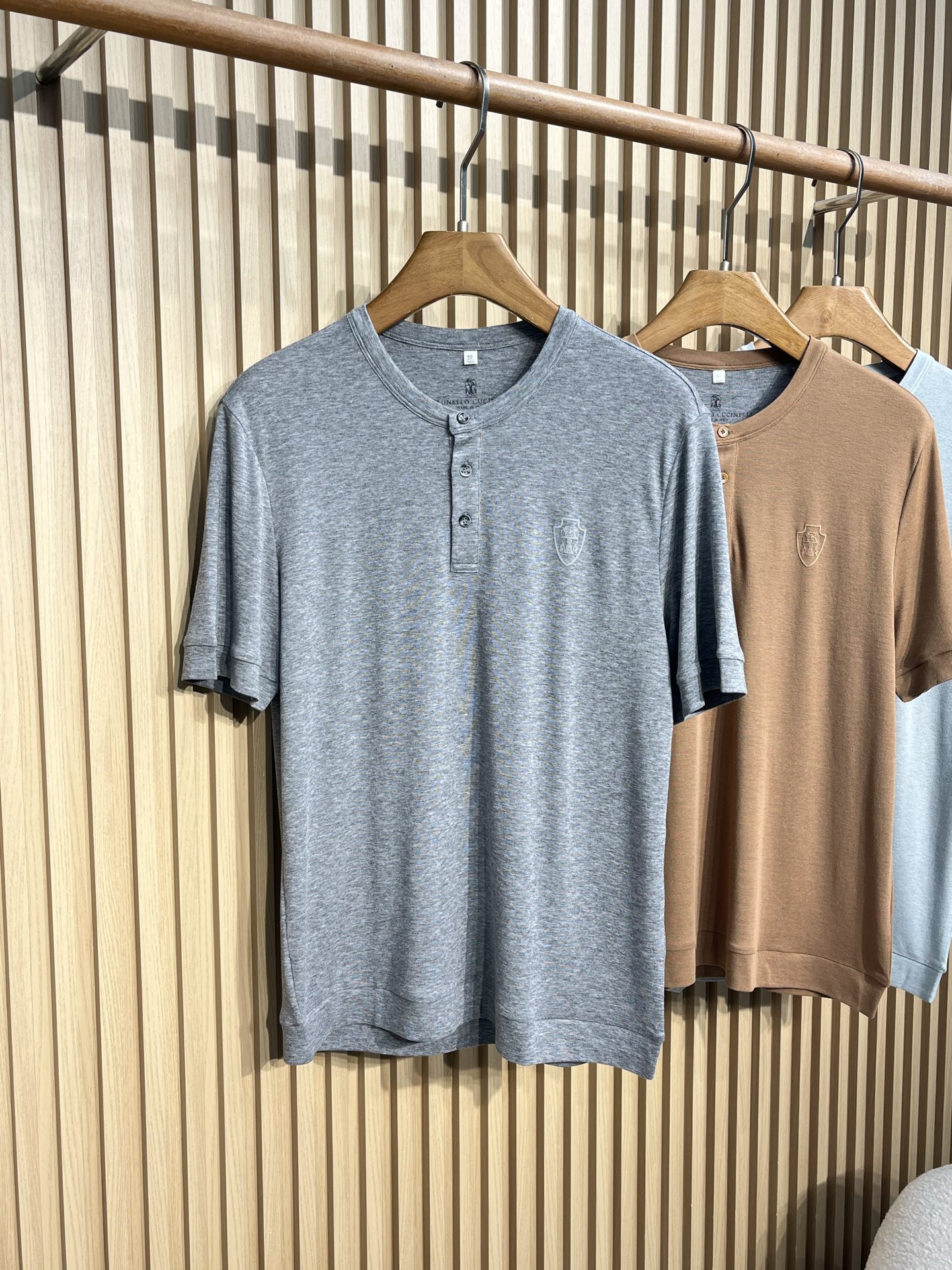 short sleeves