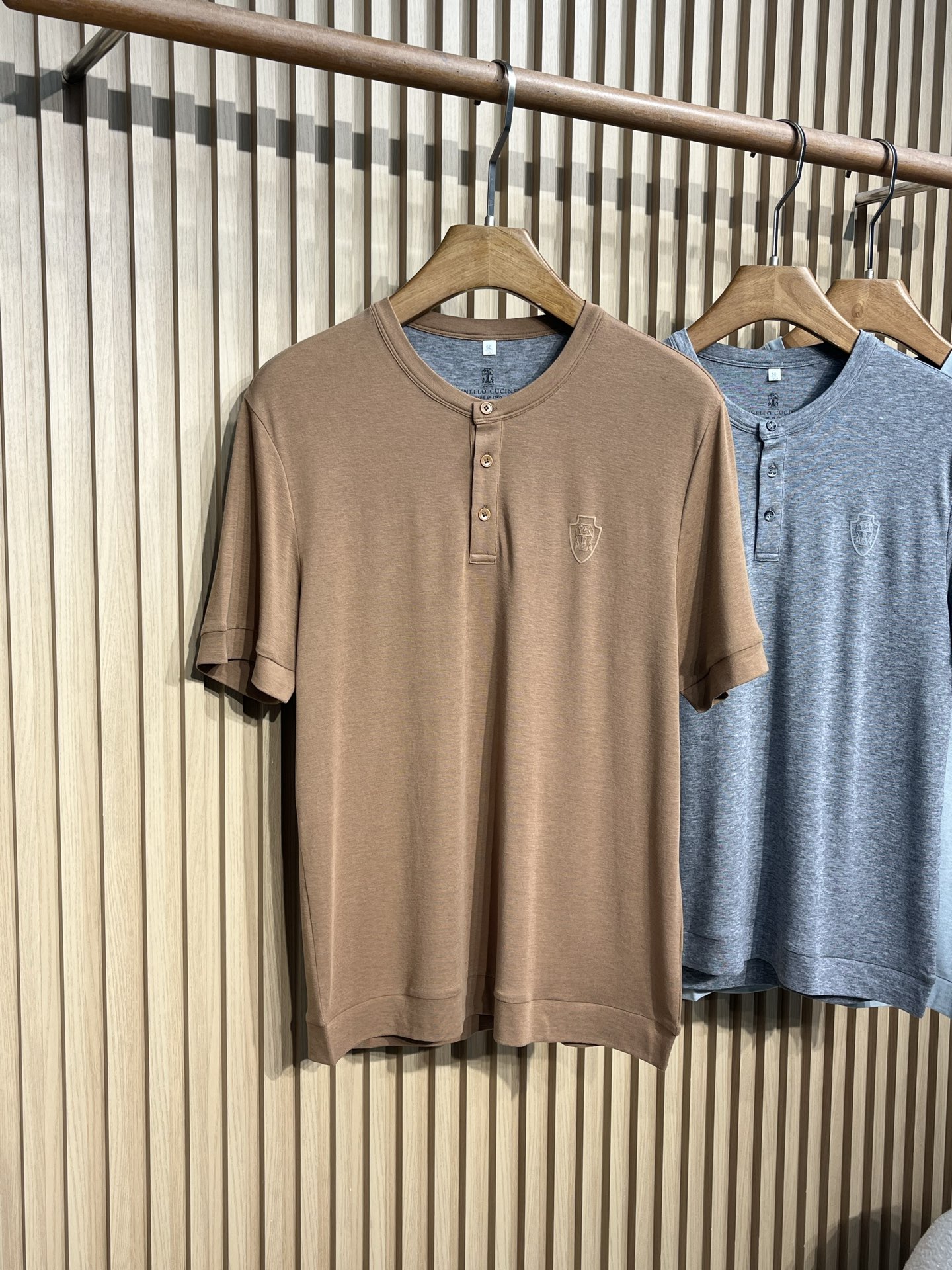 short sleeves