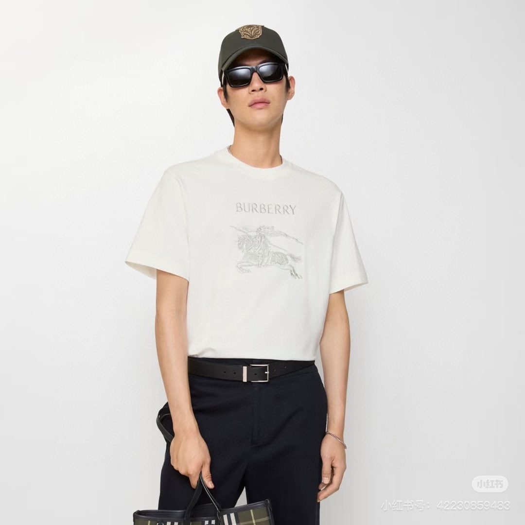 short sleeves
