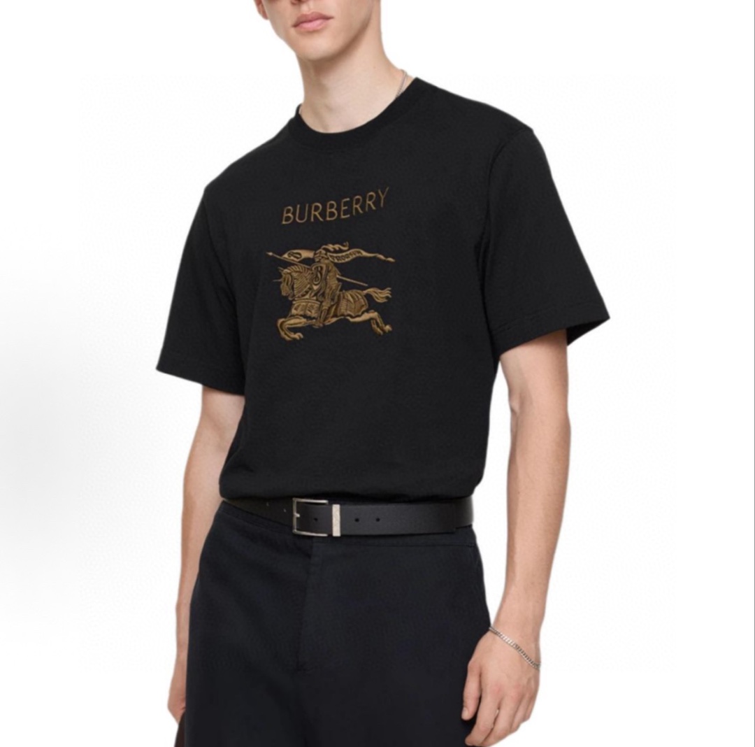 short sleeves