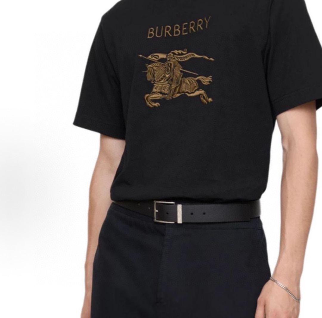 short sleeves