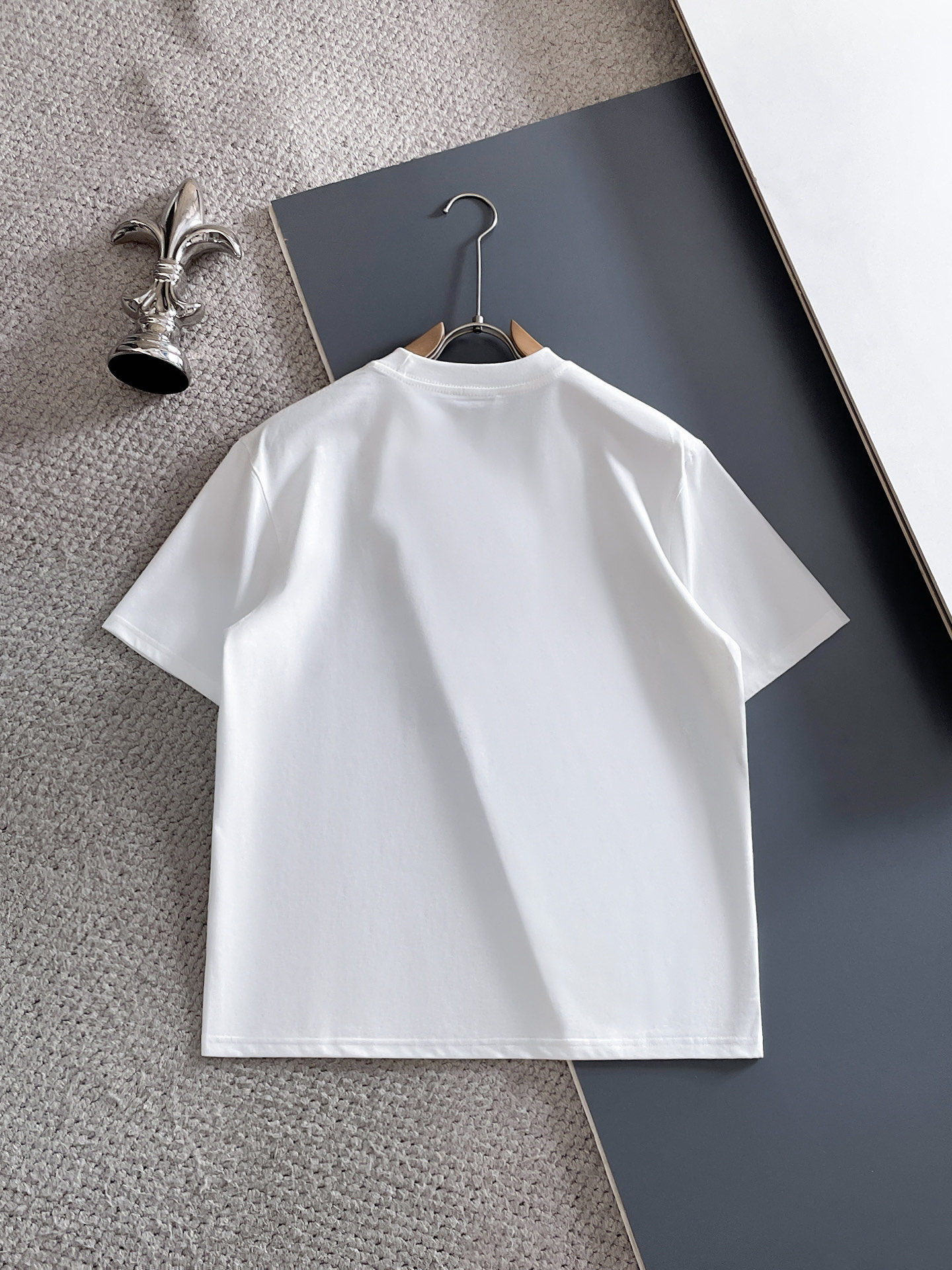 short sleeves