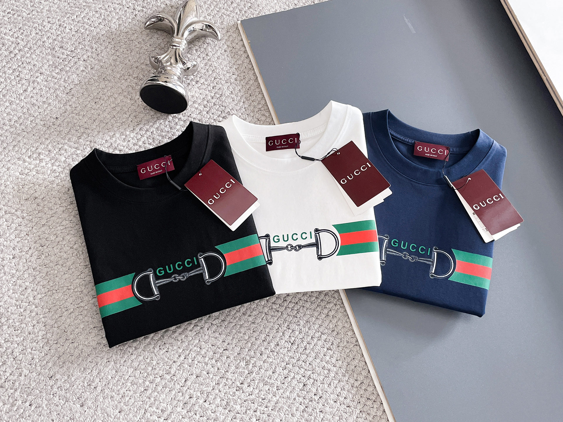 short sleeves