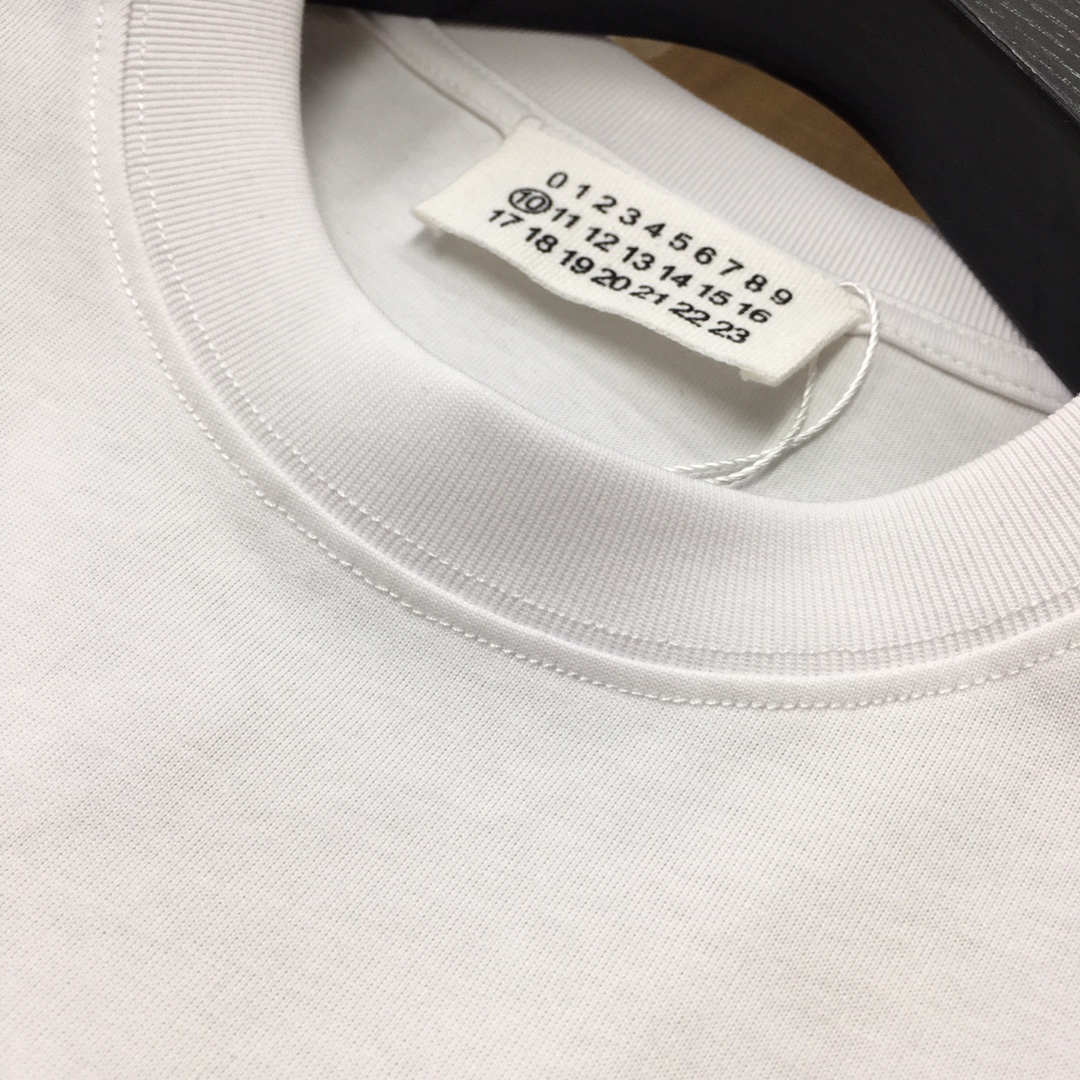 short sleeves