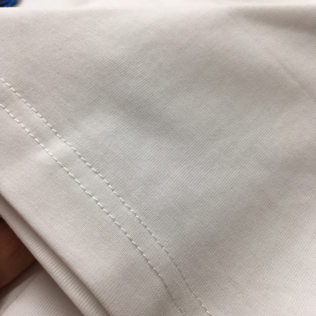 short sleeves