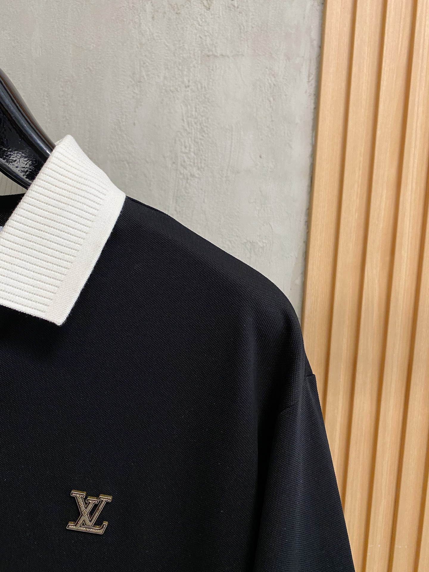 short sleeves