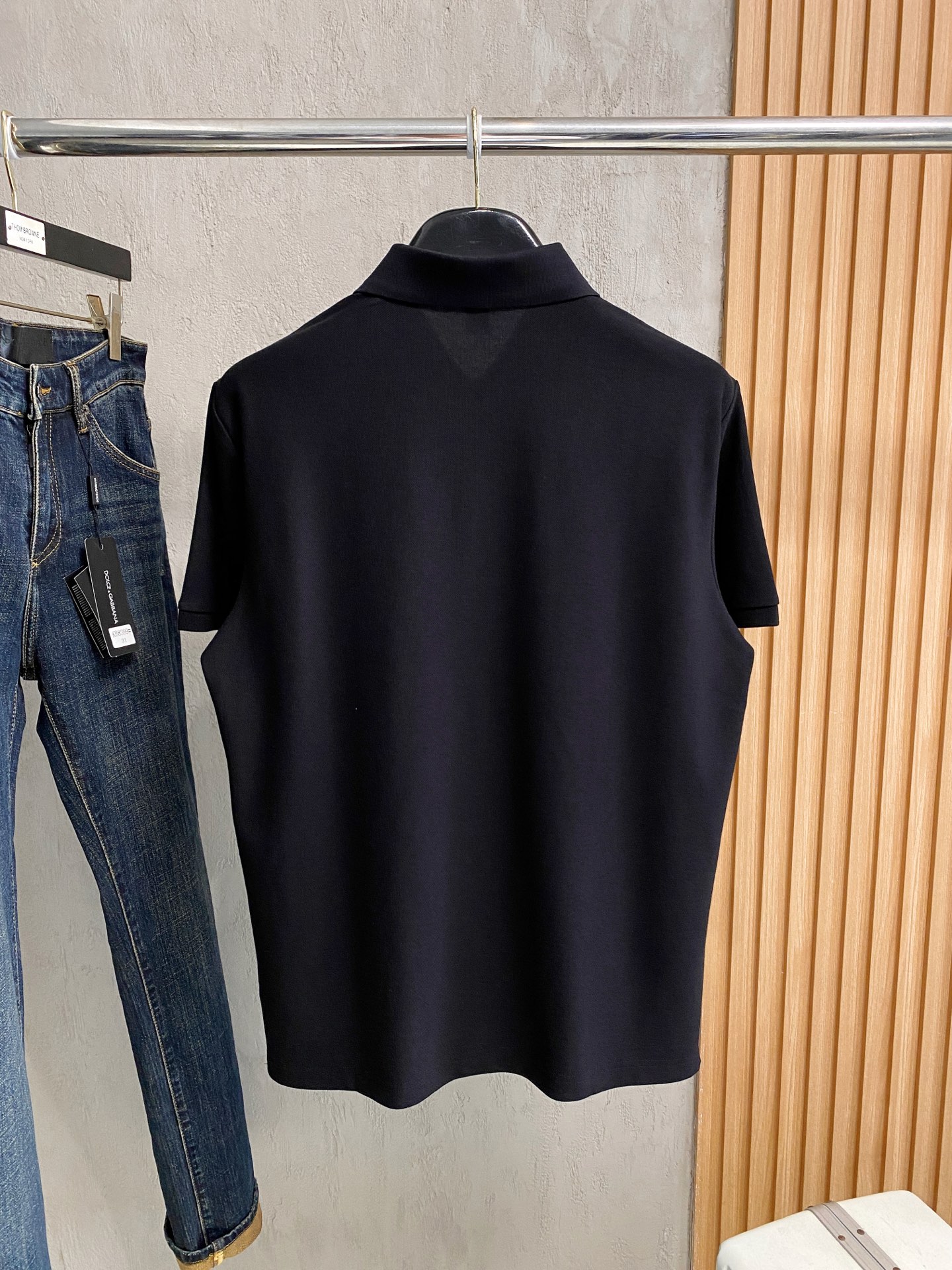short sleeves