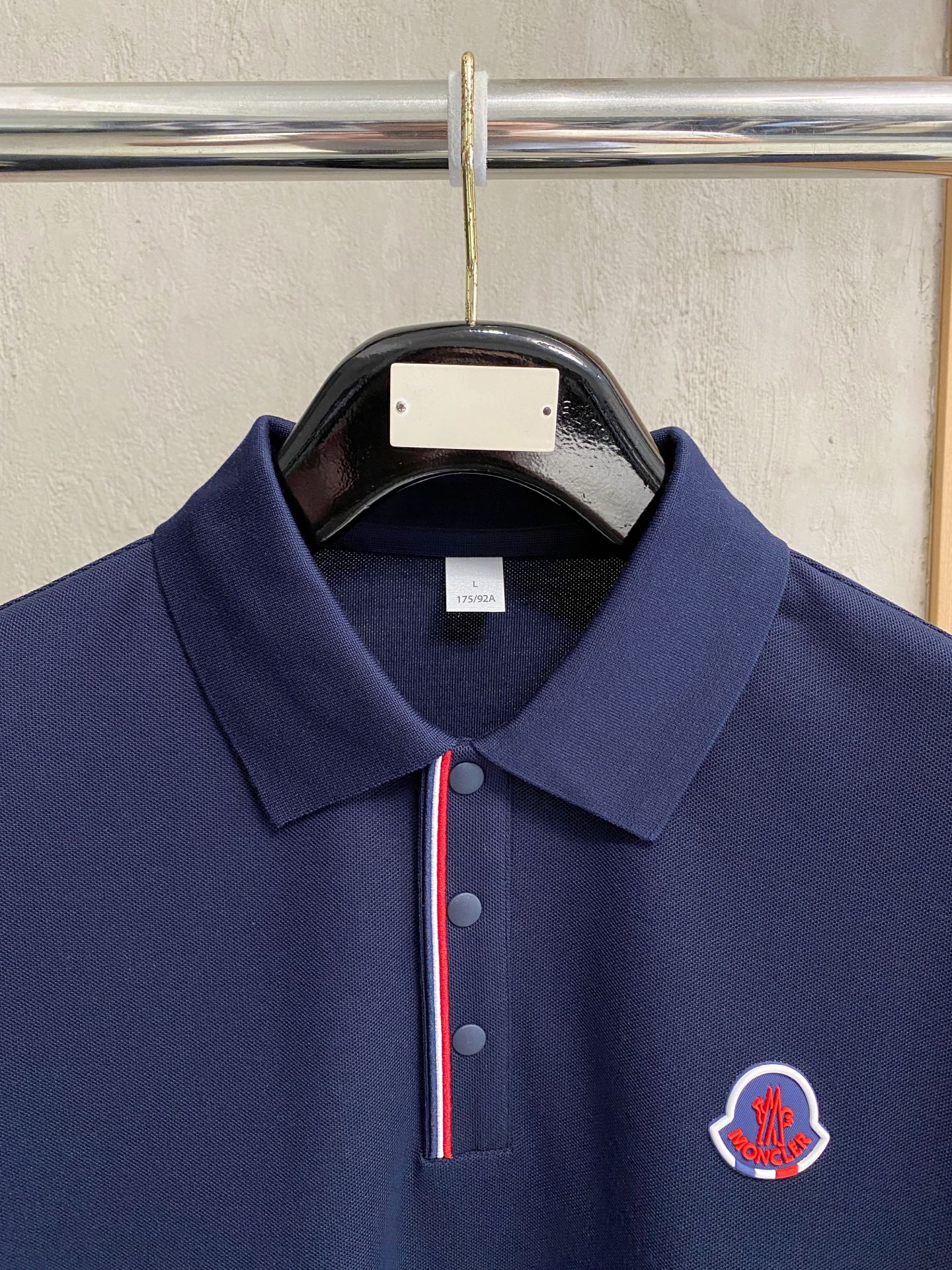 short sleeves