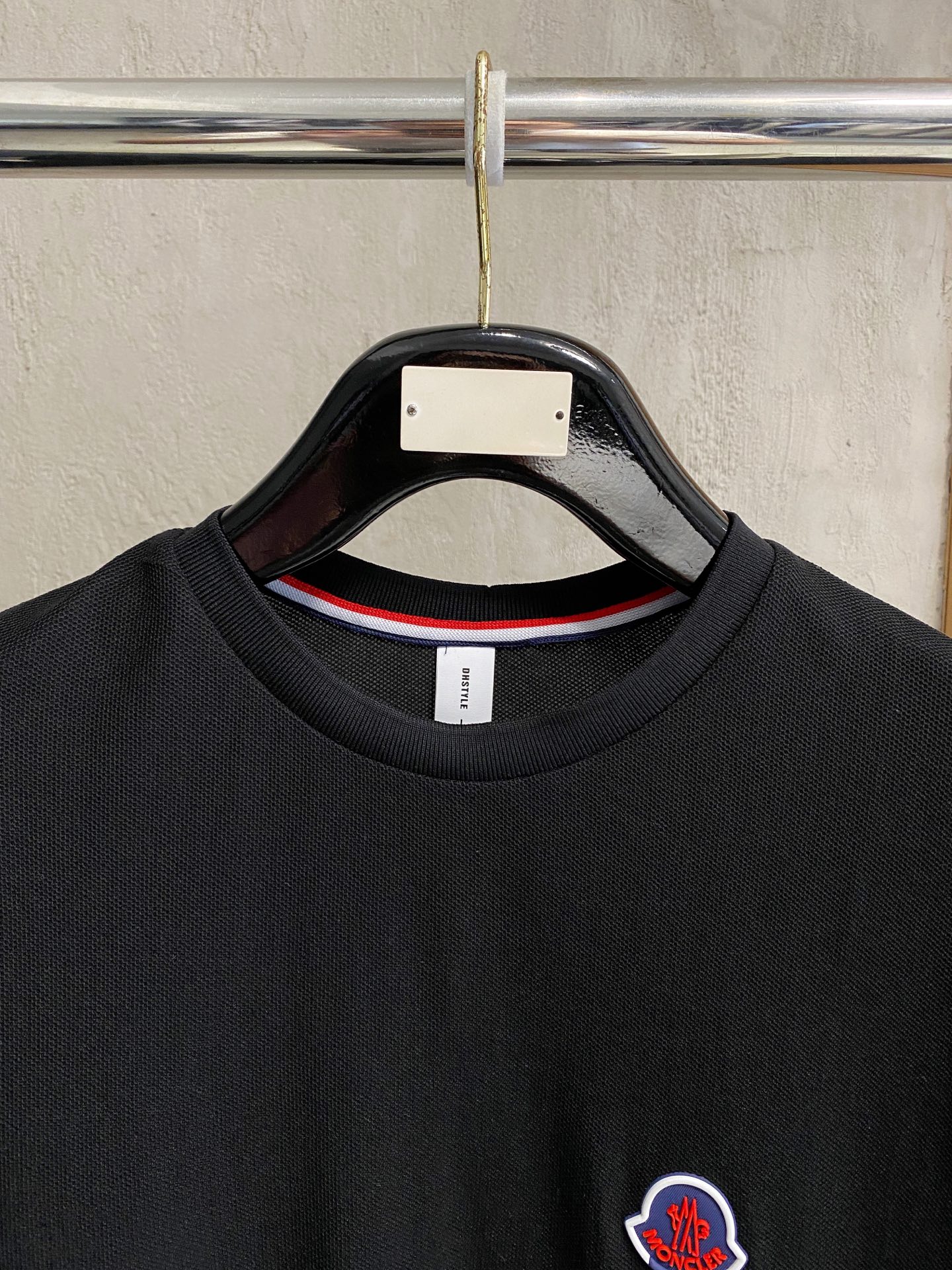 short sleeves
