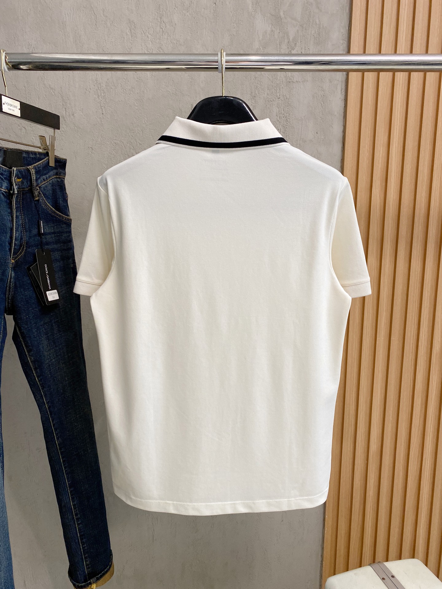 short sleeves