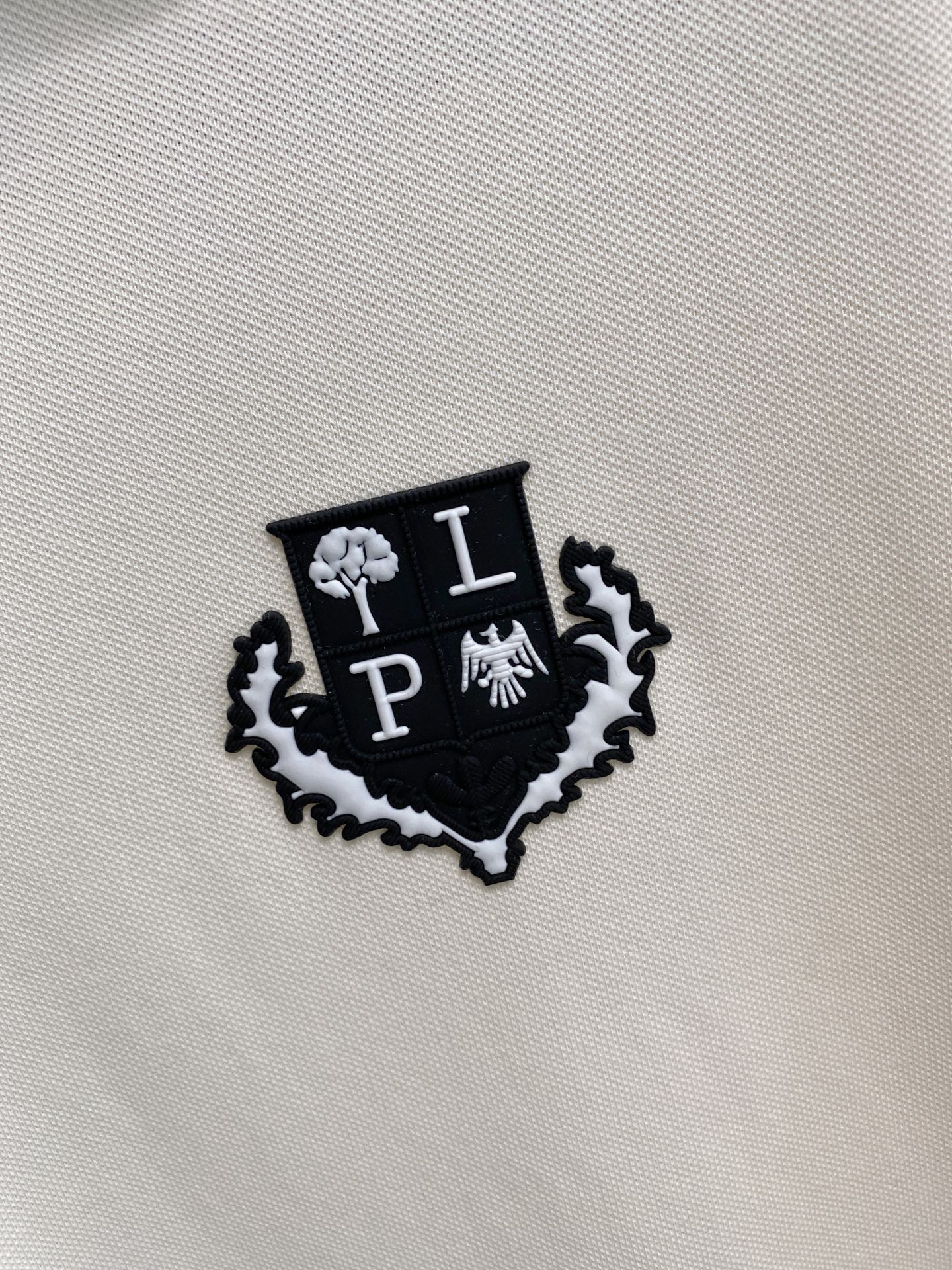 short sleeves
