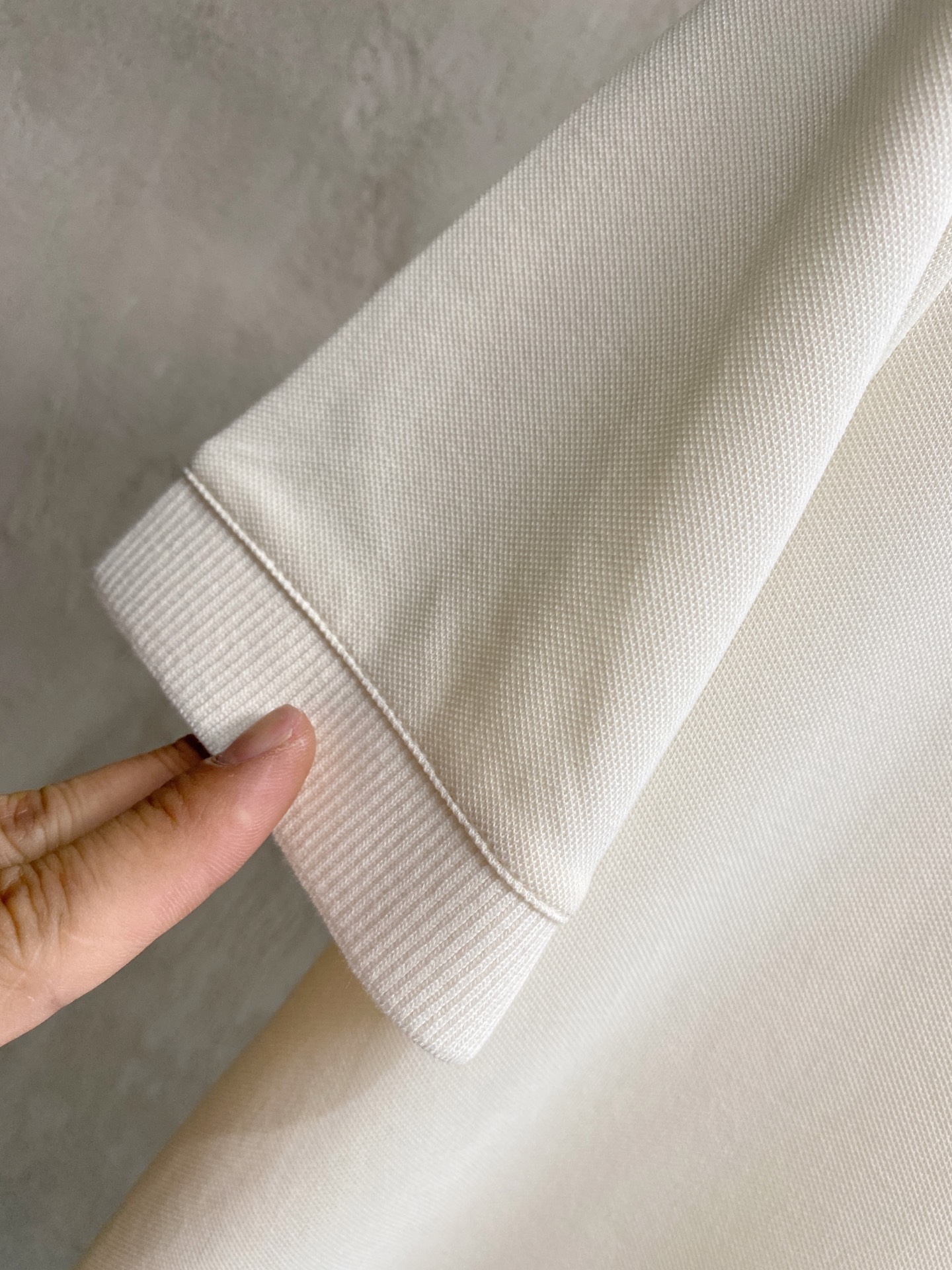 short sleeves