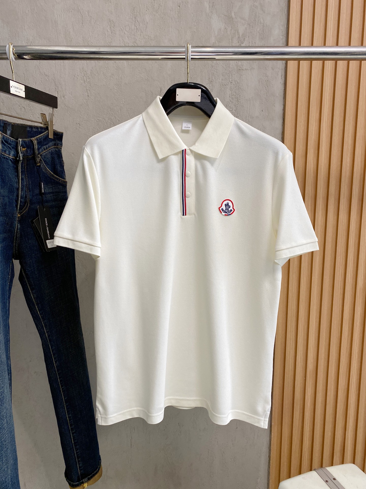 short sleeves