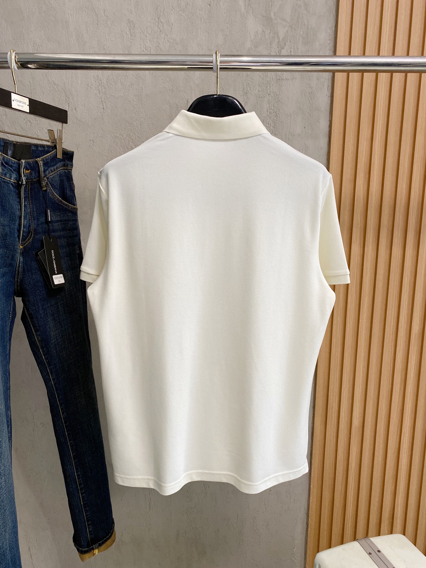 short sleeves