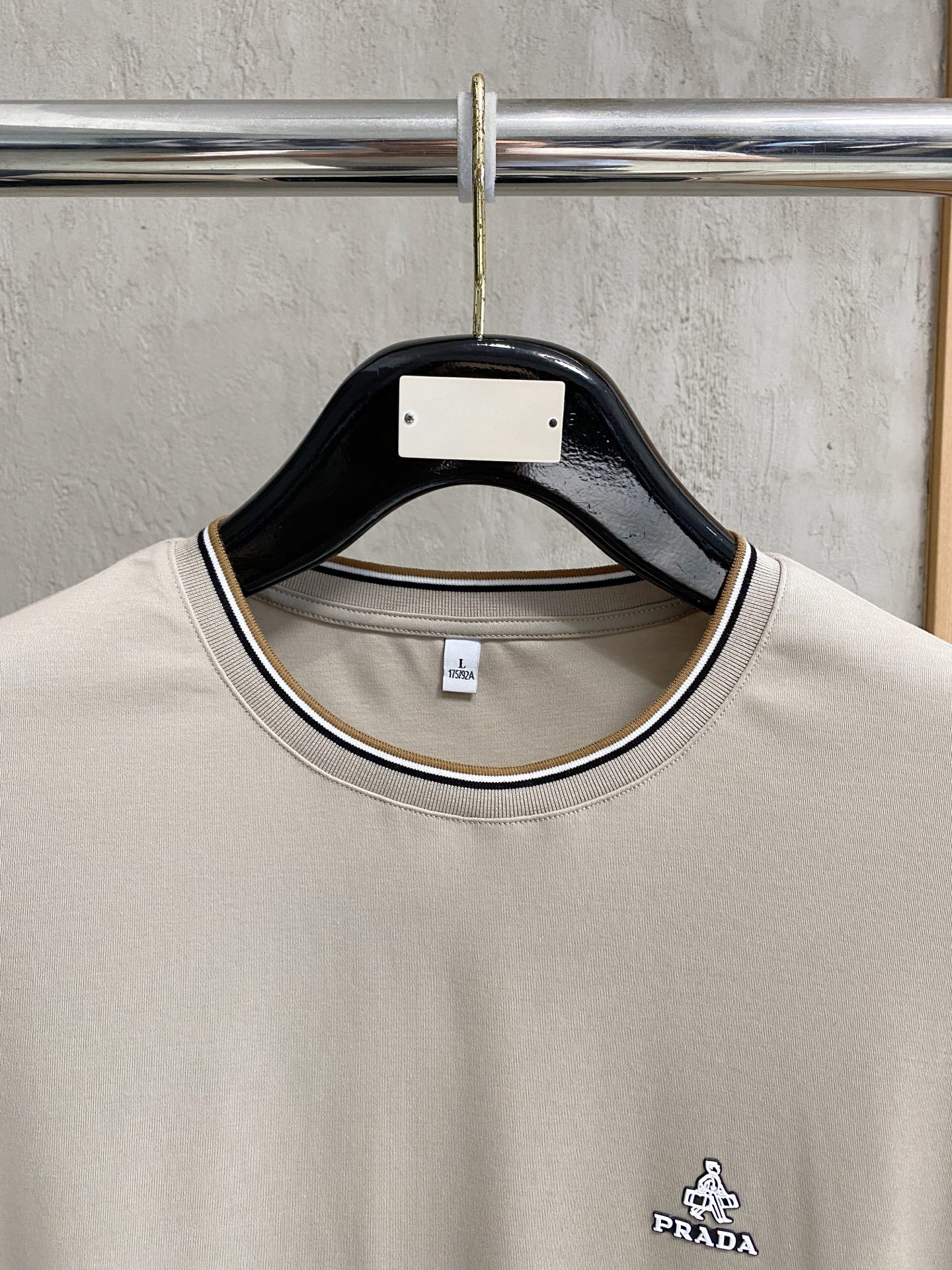 short sleeves