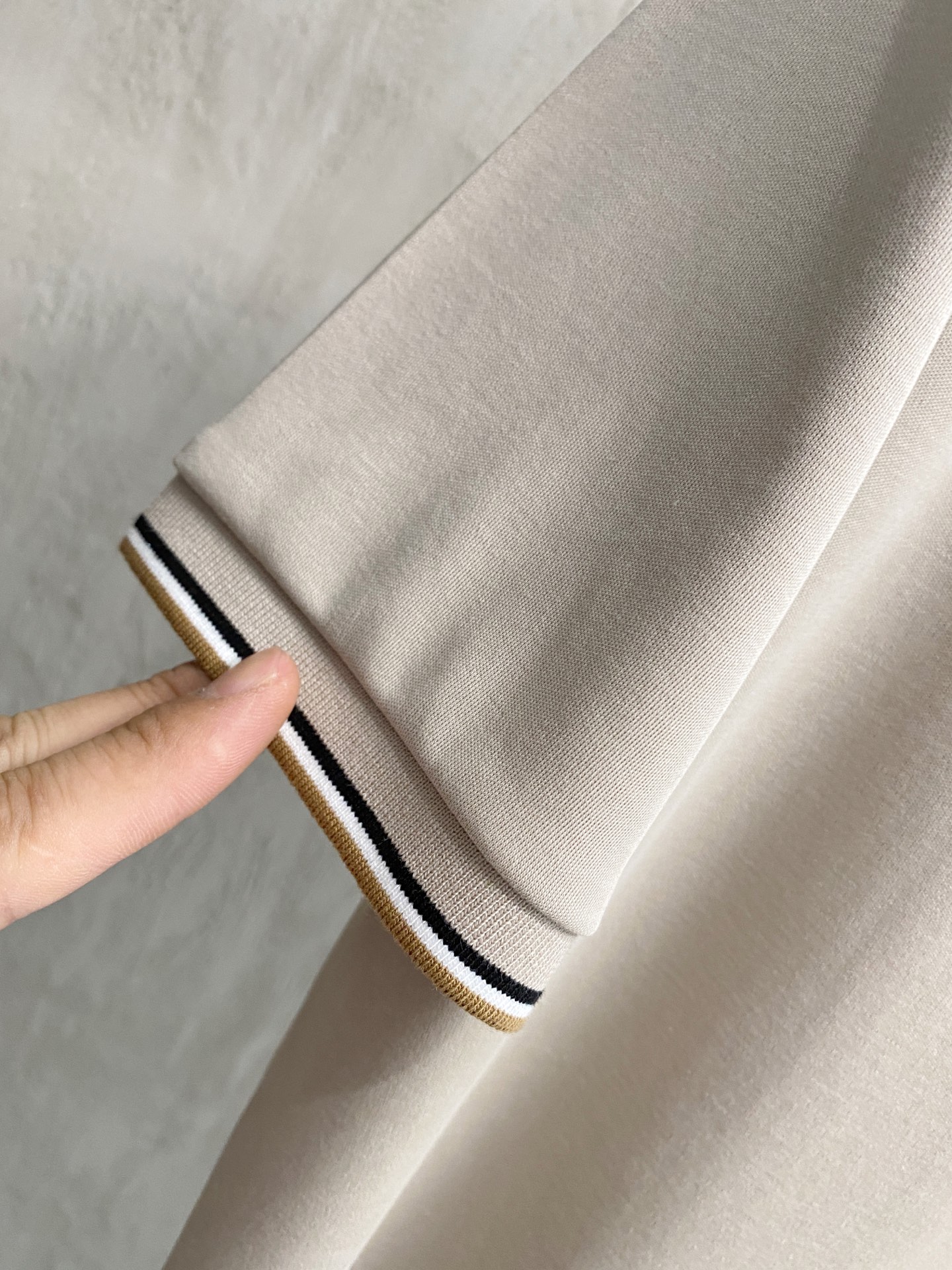 short sleeves