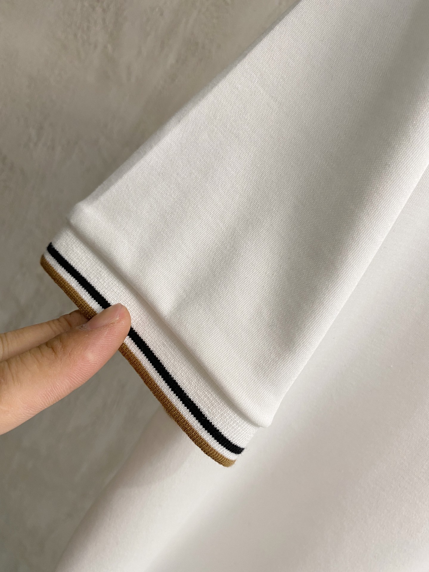 short sleeves