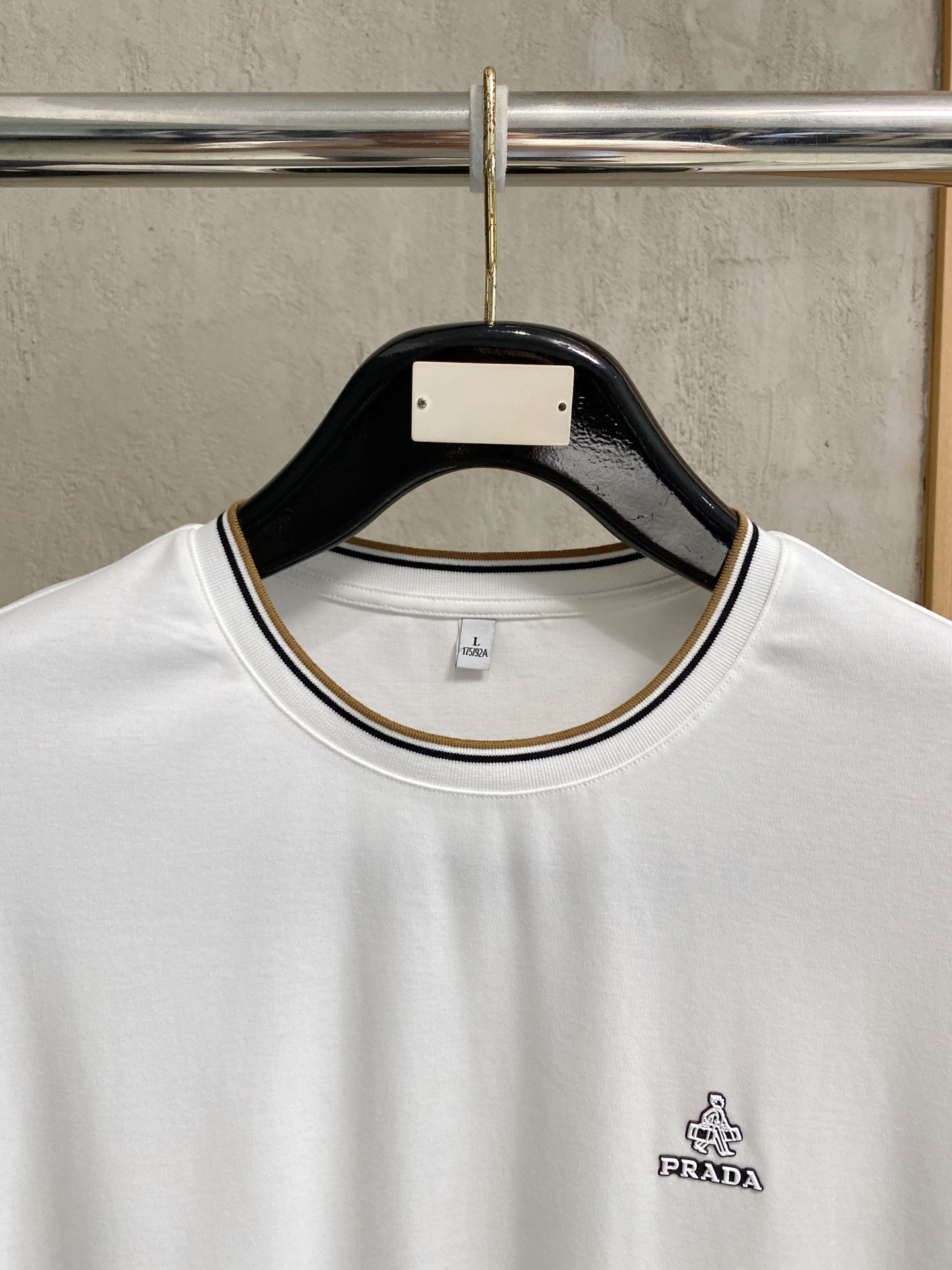 short sleeves
