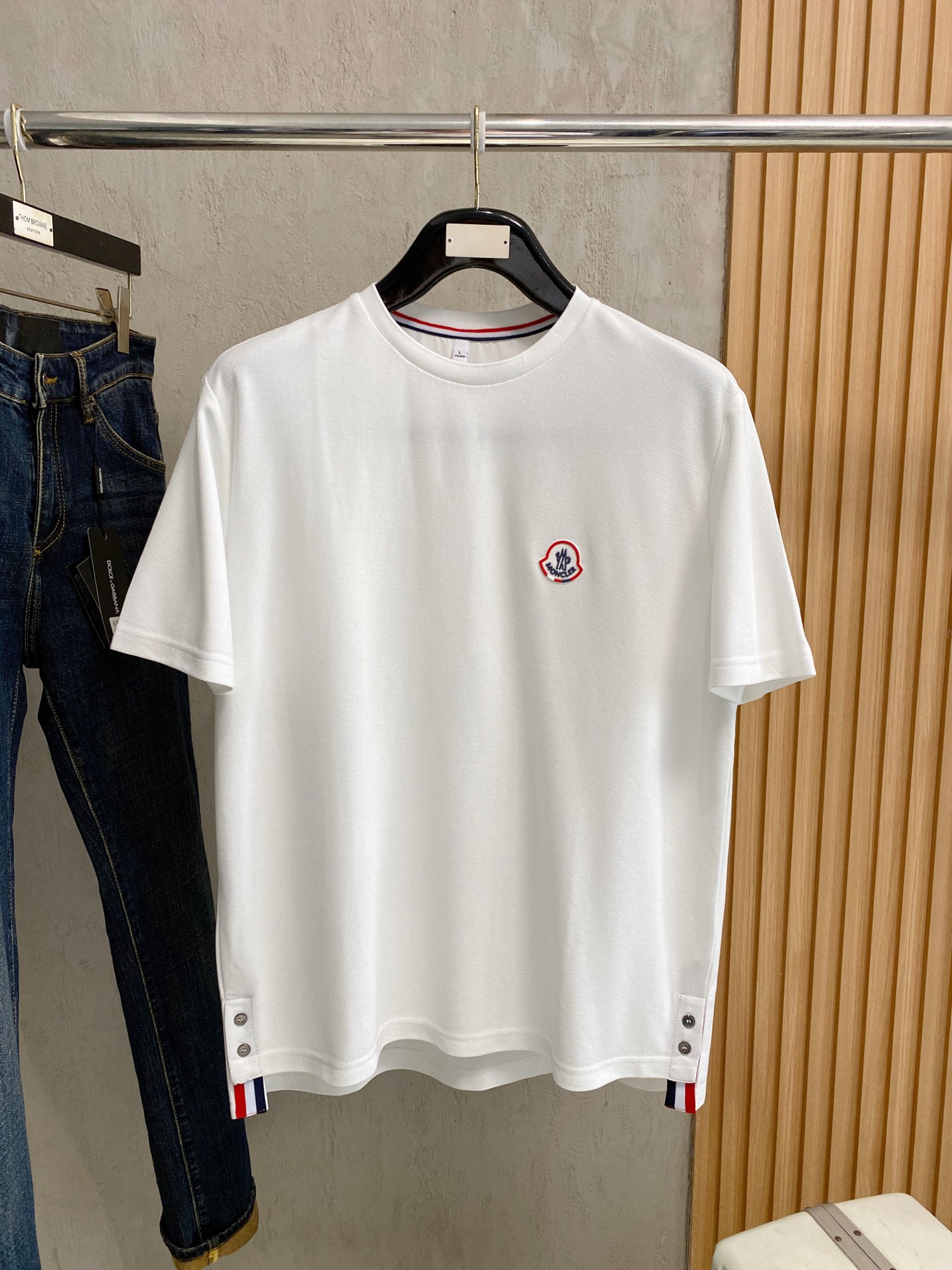short sleeves