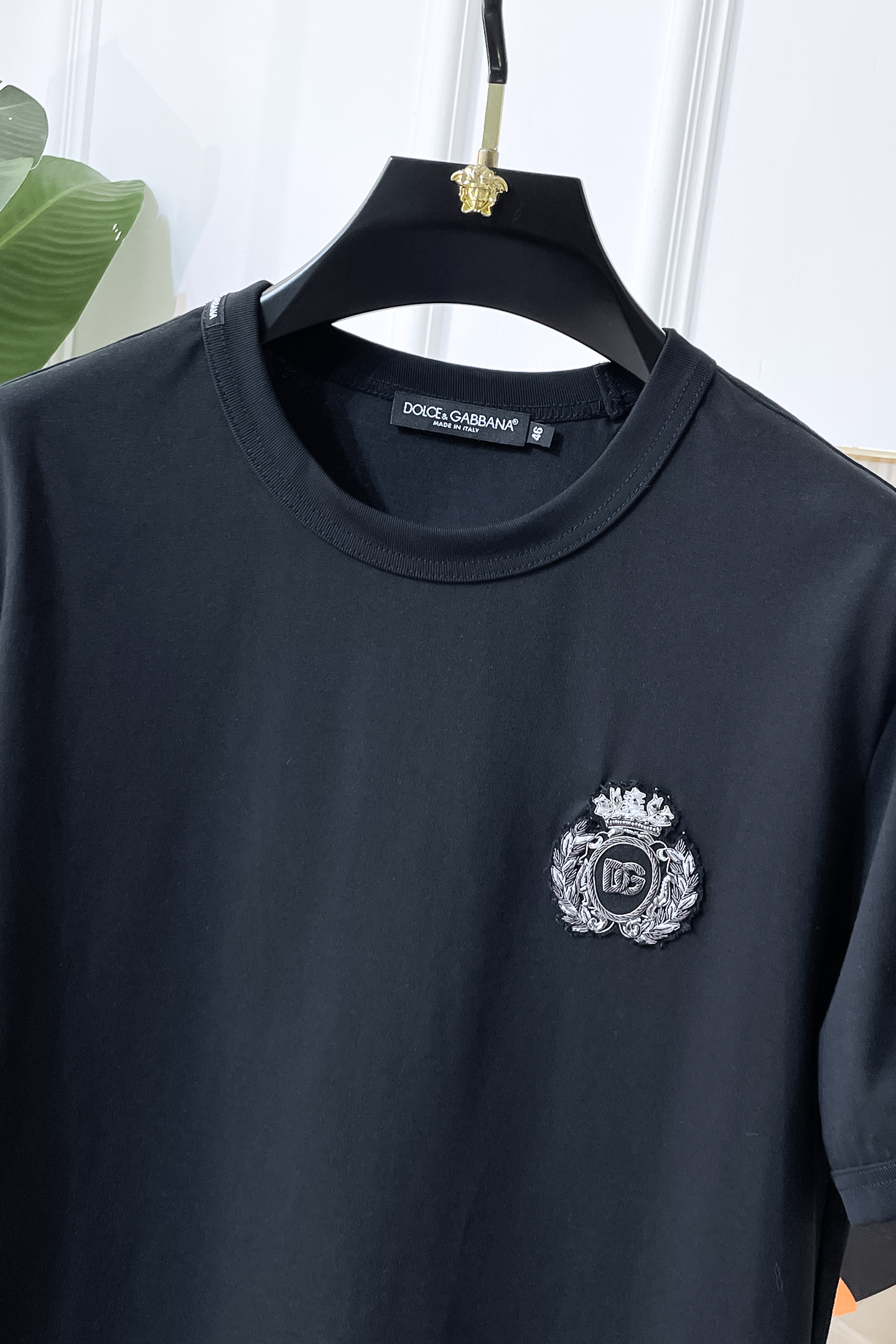 short sleeves
