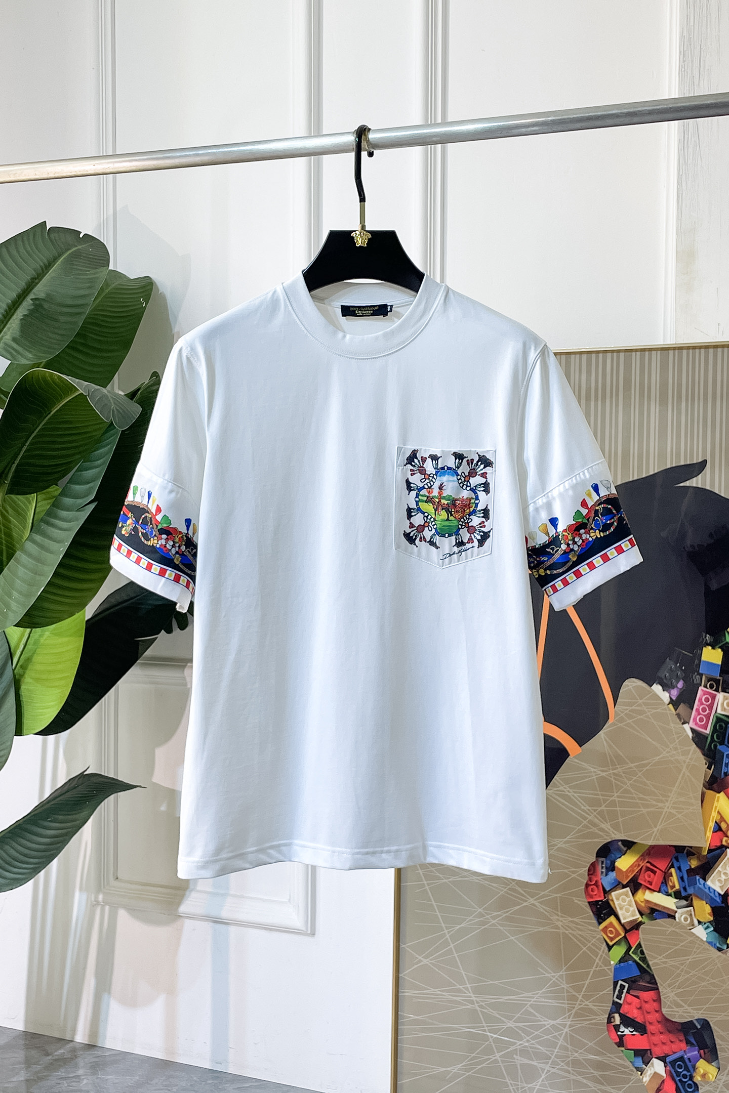 short sleeves