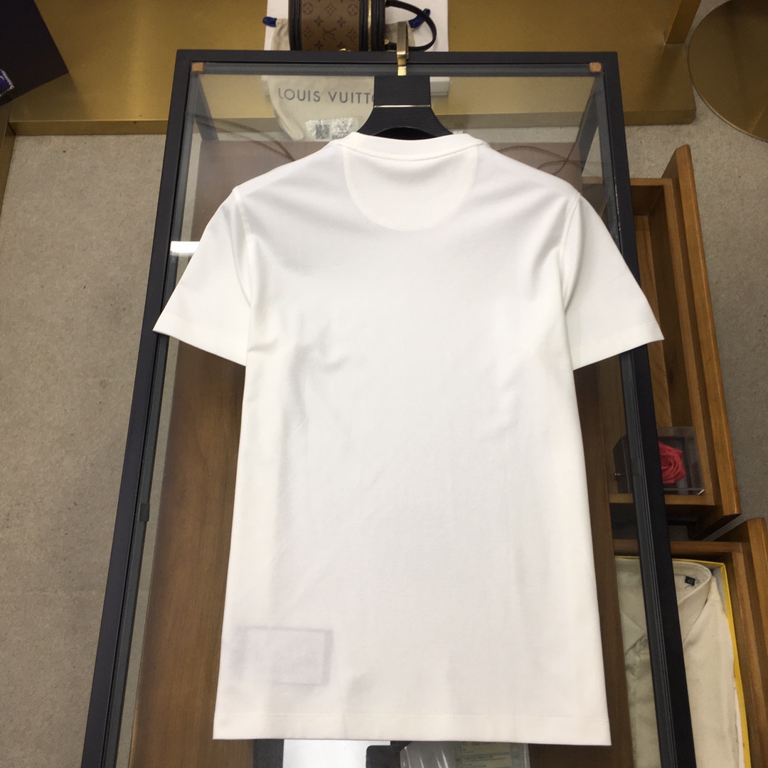 short sleeves