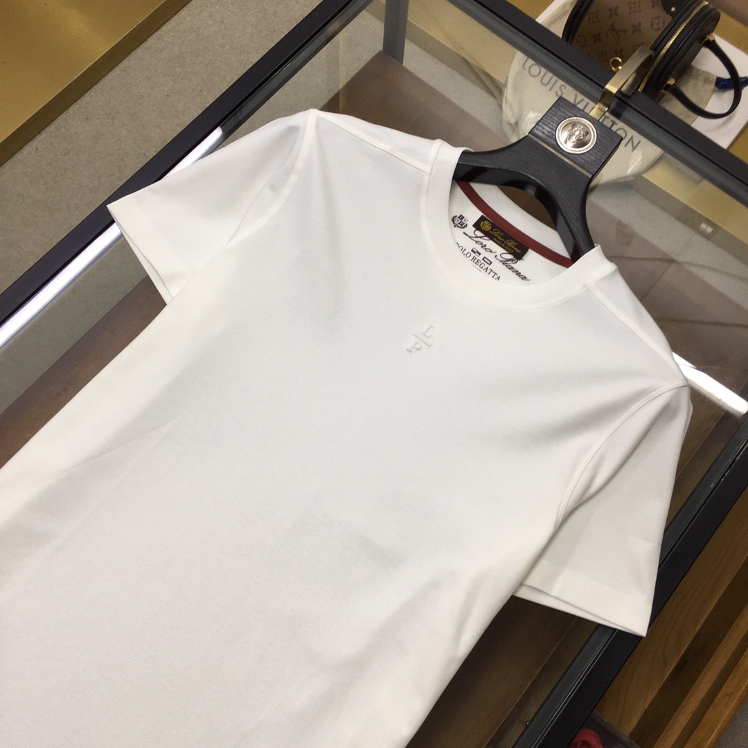 short sleeves