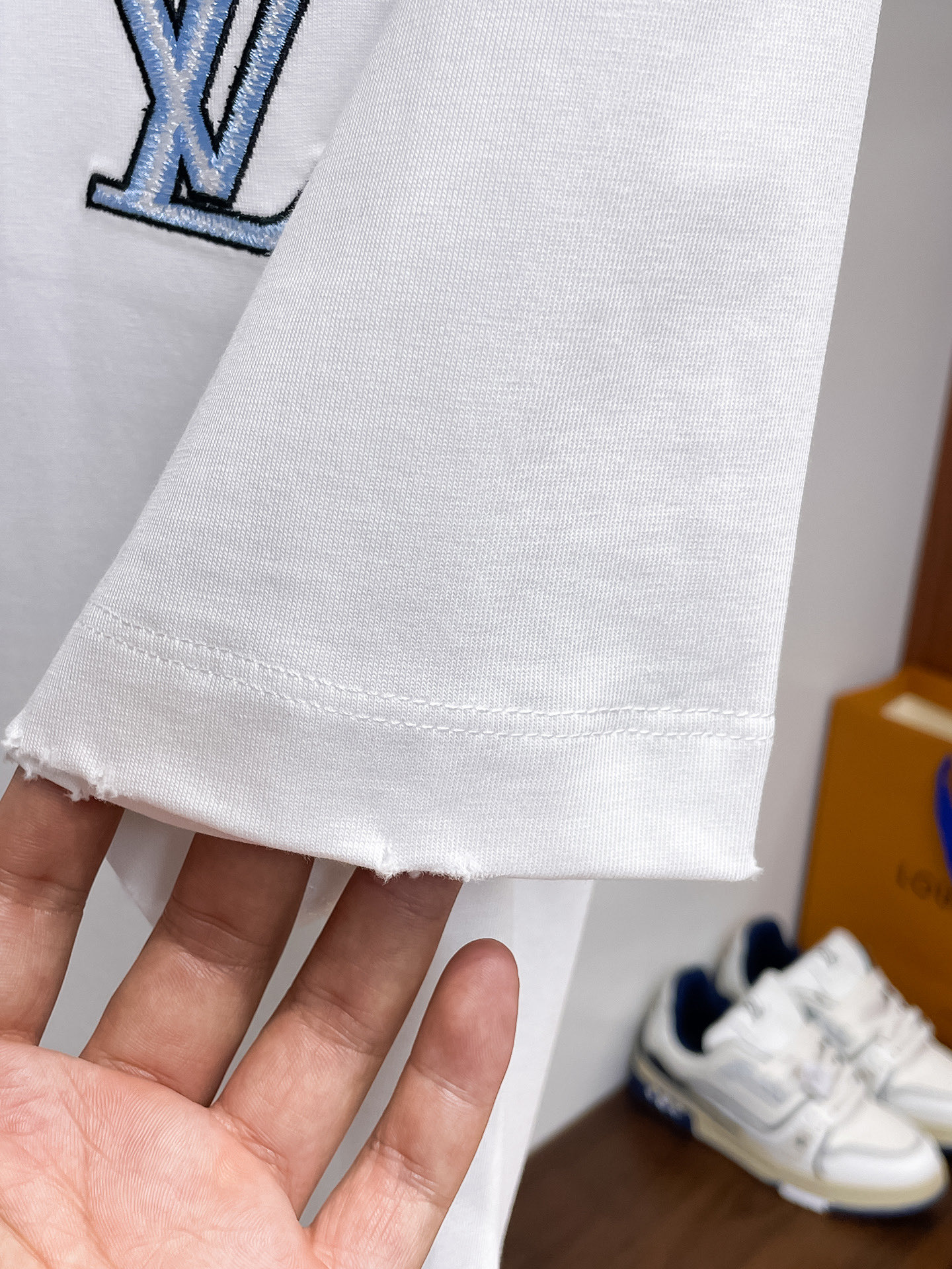 short sleeves
