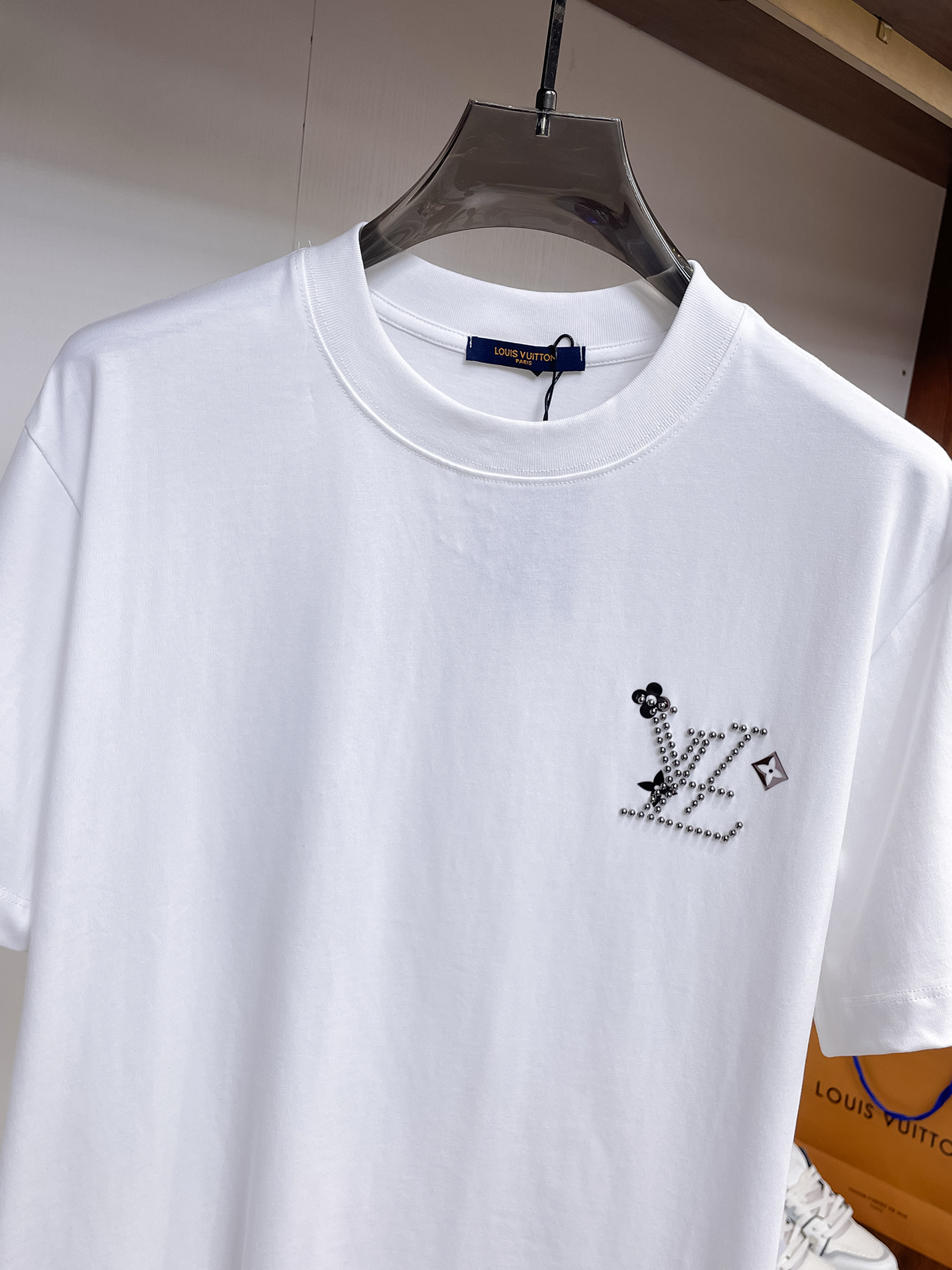 short sleeves