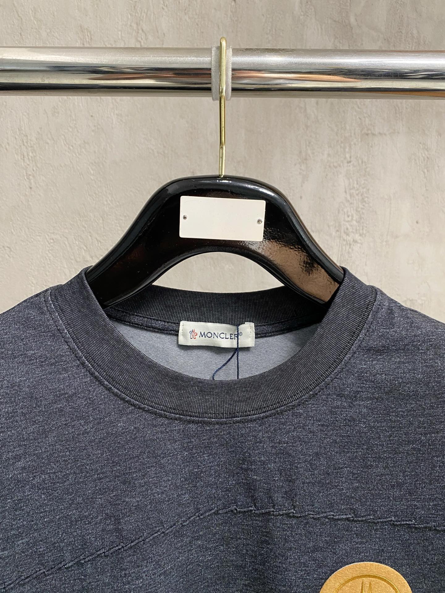 short sleeves