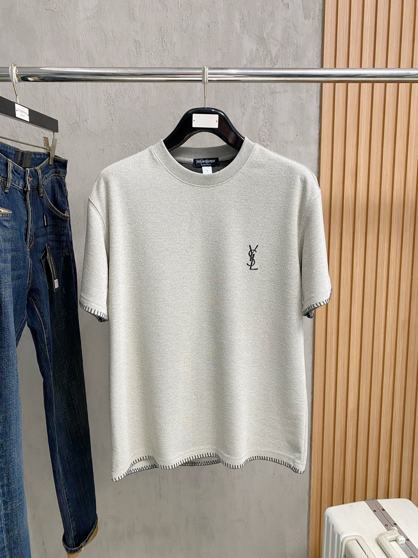 short sleeves
