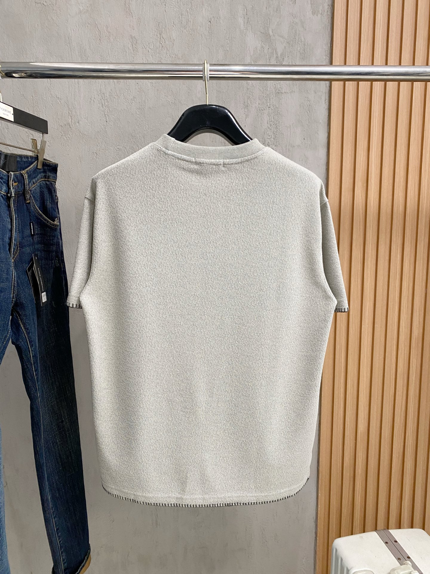 short sleeves